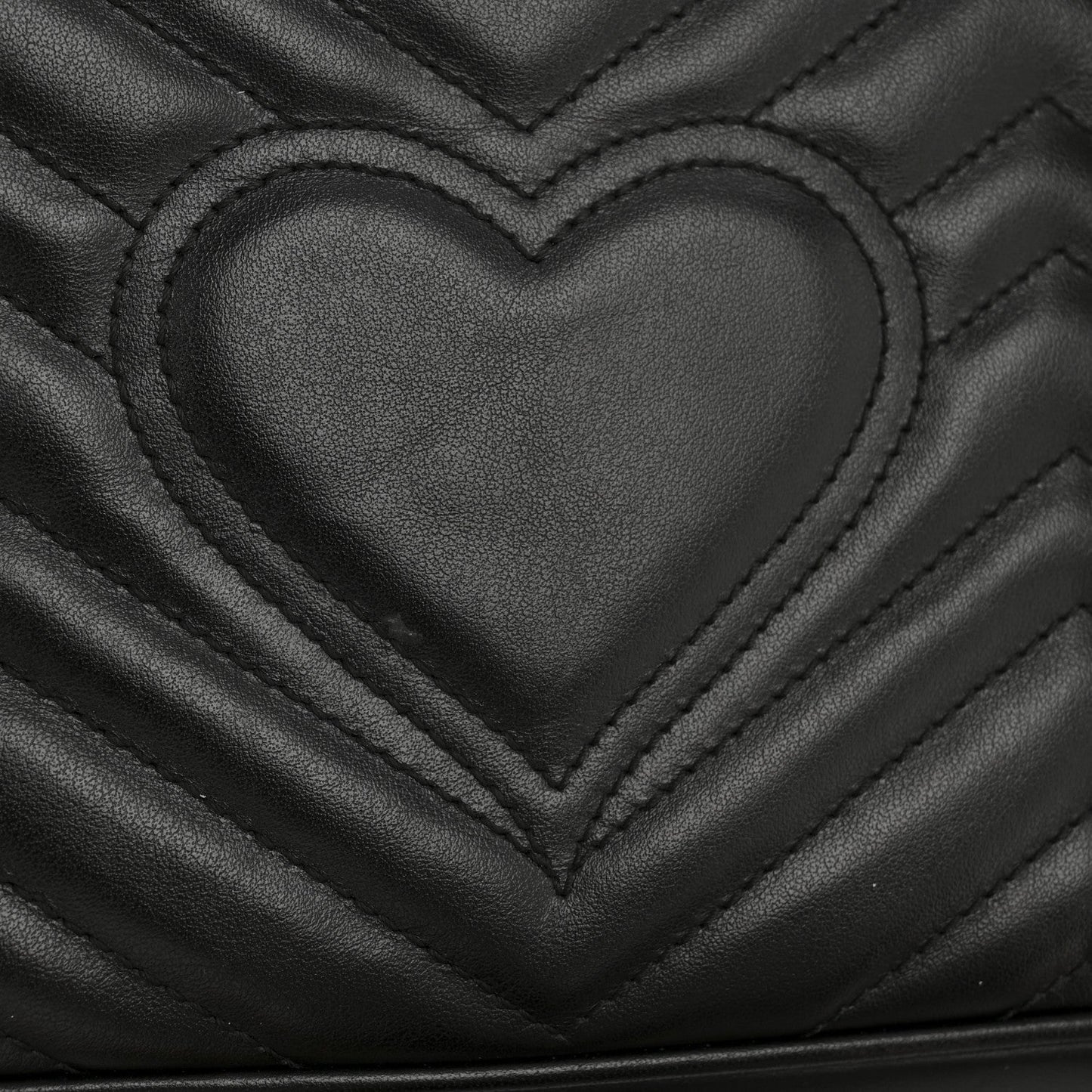 Calfskin Matelasse Small GG Marmont Shoulder Bag Black