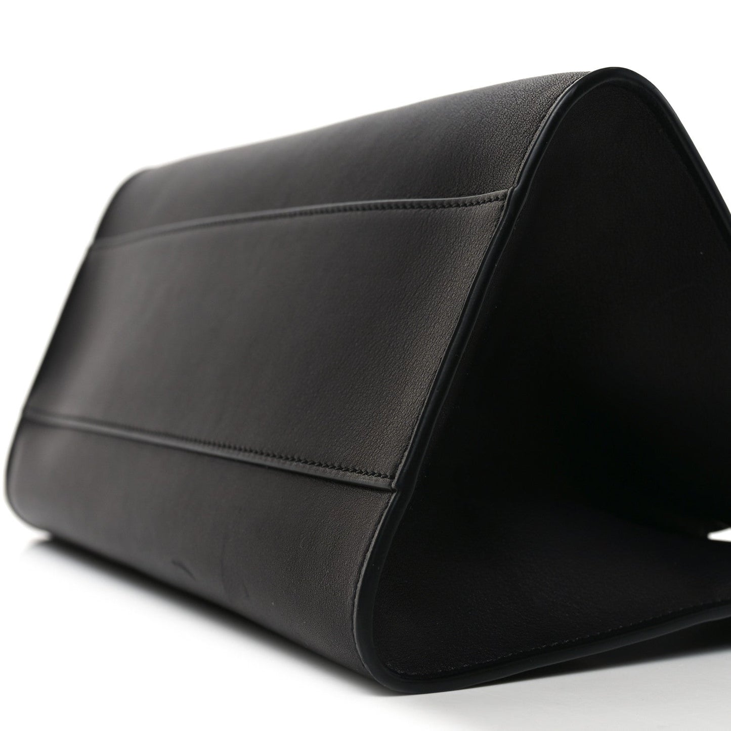 Smooth Calfskin Peggy Bag Black