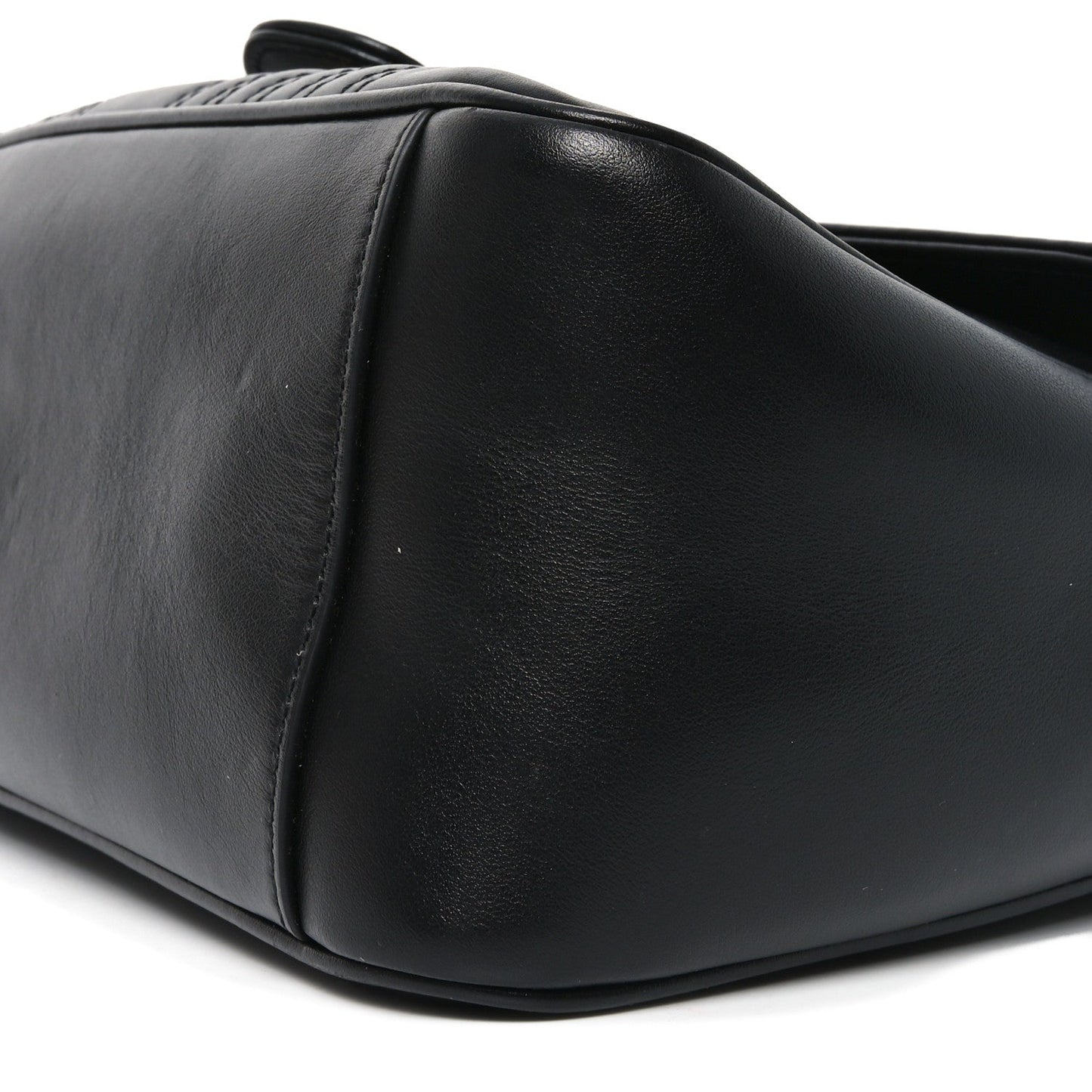 Calfskin Matelasse Small GG Marmont Top Handle Shoulder Bag Black
