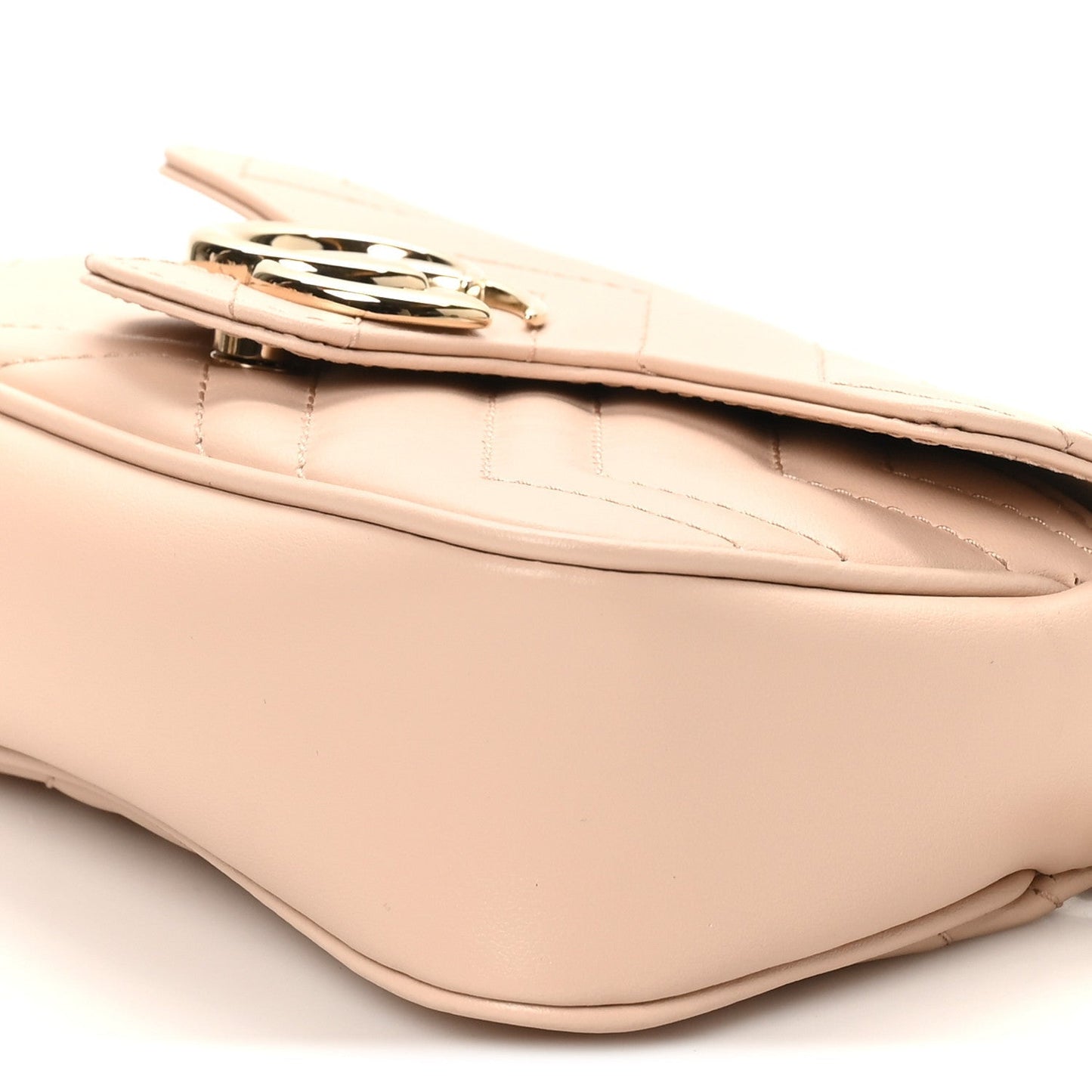 Calfskin Matelasse Super Mini GG Marmont Shoulder Bag Porcelain Rose