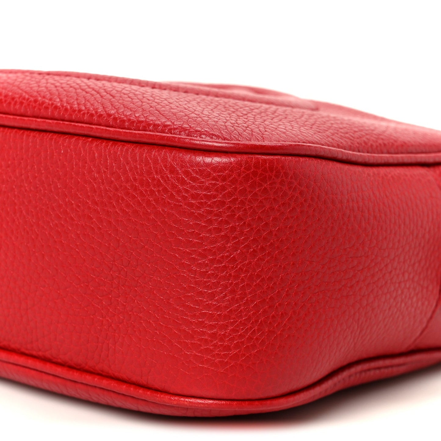 Pebbled Calfskin Small Soho Disco Bag Vibrant Red
