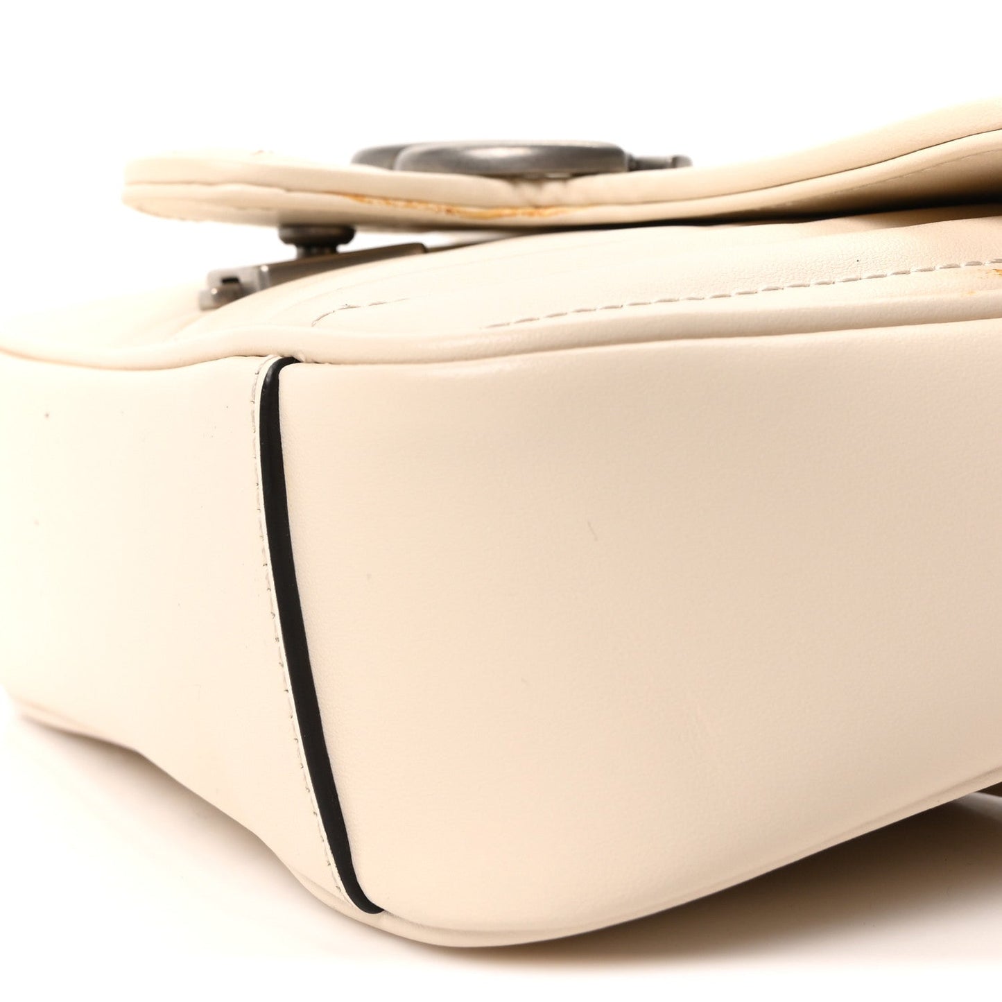 Calfskin Matelasse Aria Mini GG Marmont Shoulder Bag Mystic White