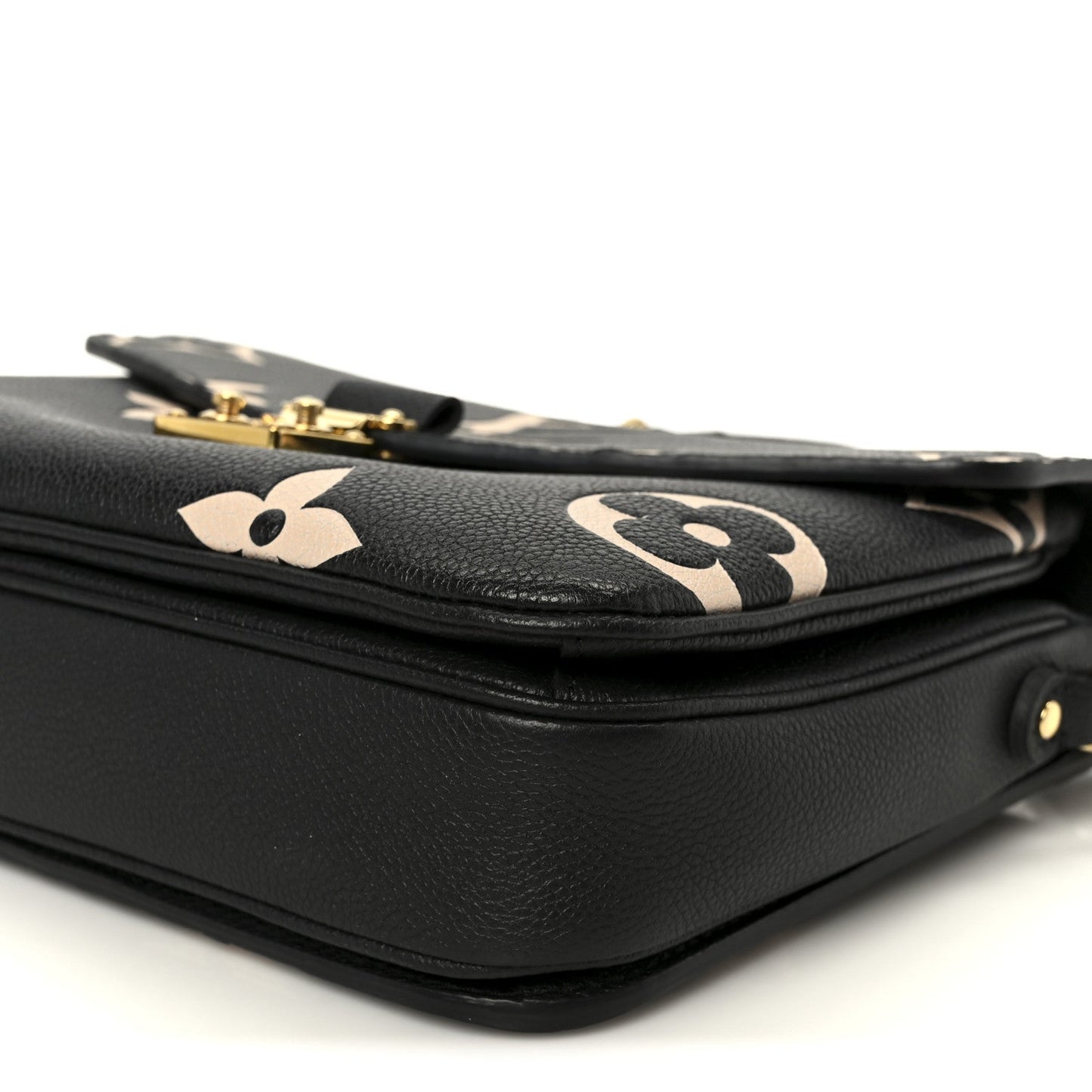 Empreinte Monogram Giant Pochette Metis Black Beige
