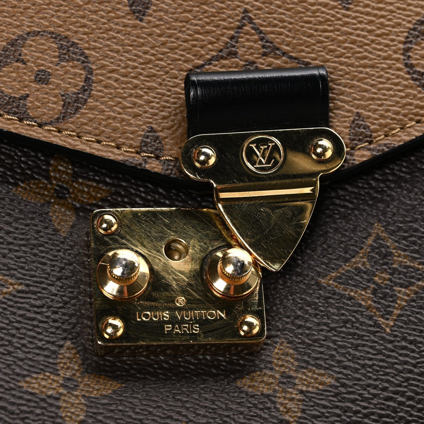 Reverse Monogram Pochette Metis