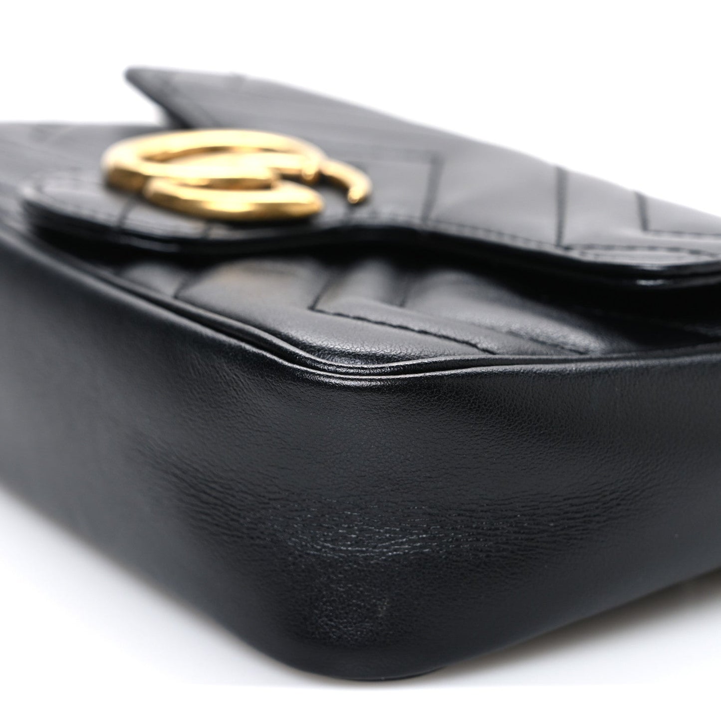 Calfskin Matelasse Super Mini GG Marmont Shoulder Bag Black