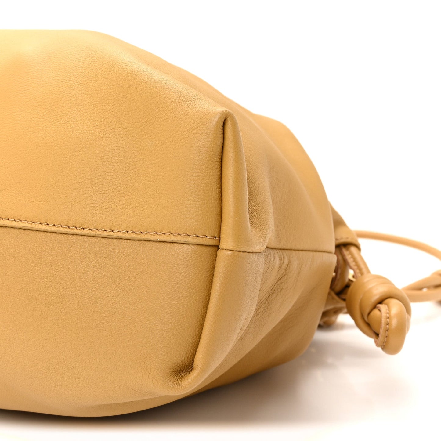 Mellow Nappa Donut Chain Large Flamenco Knot Clutch Sahara