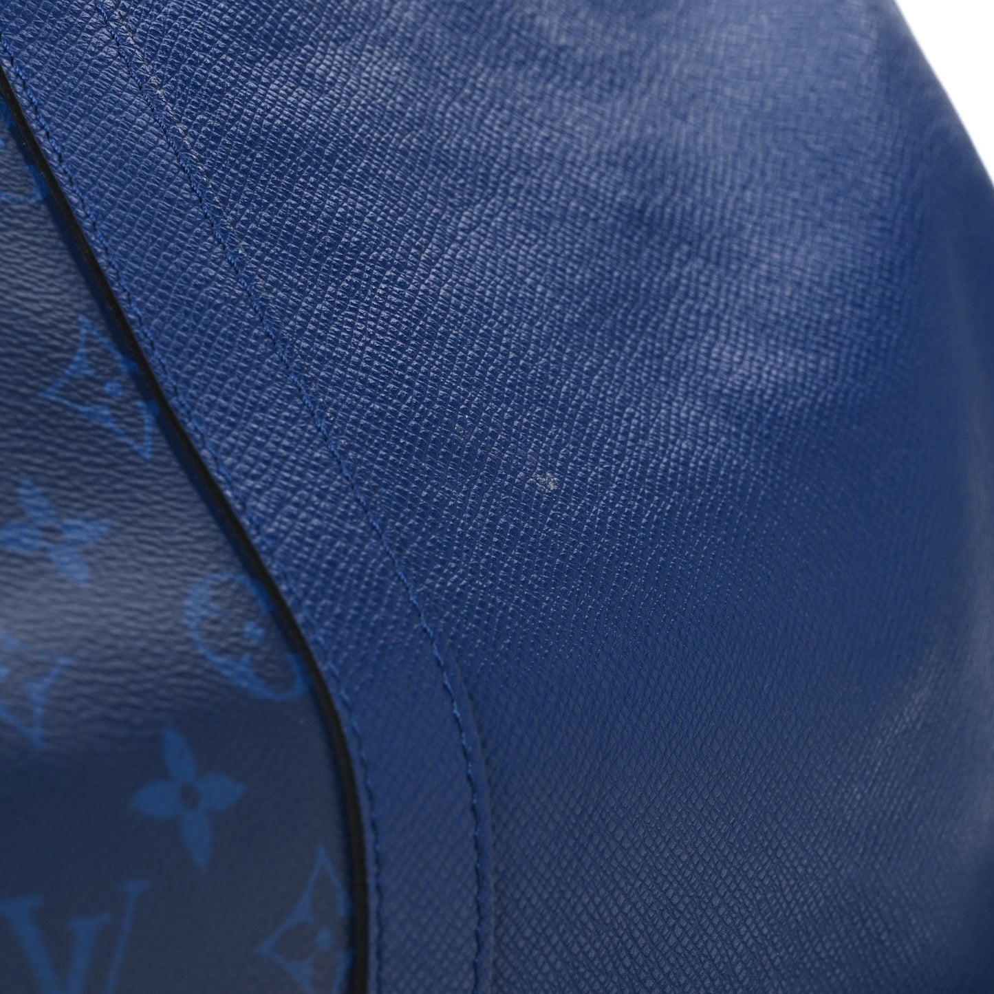Taiga Monogram Eclipse Keepall Bandouliere 50 Pacific Blue