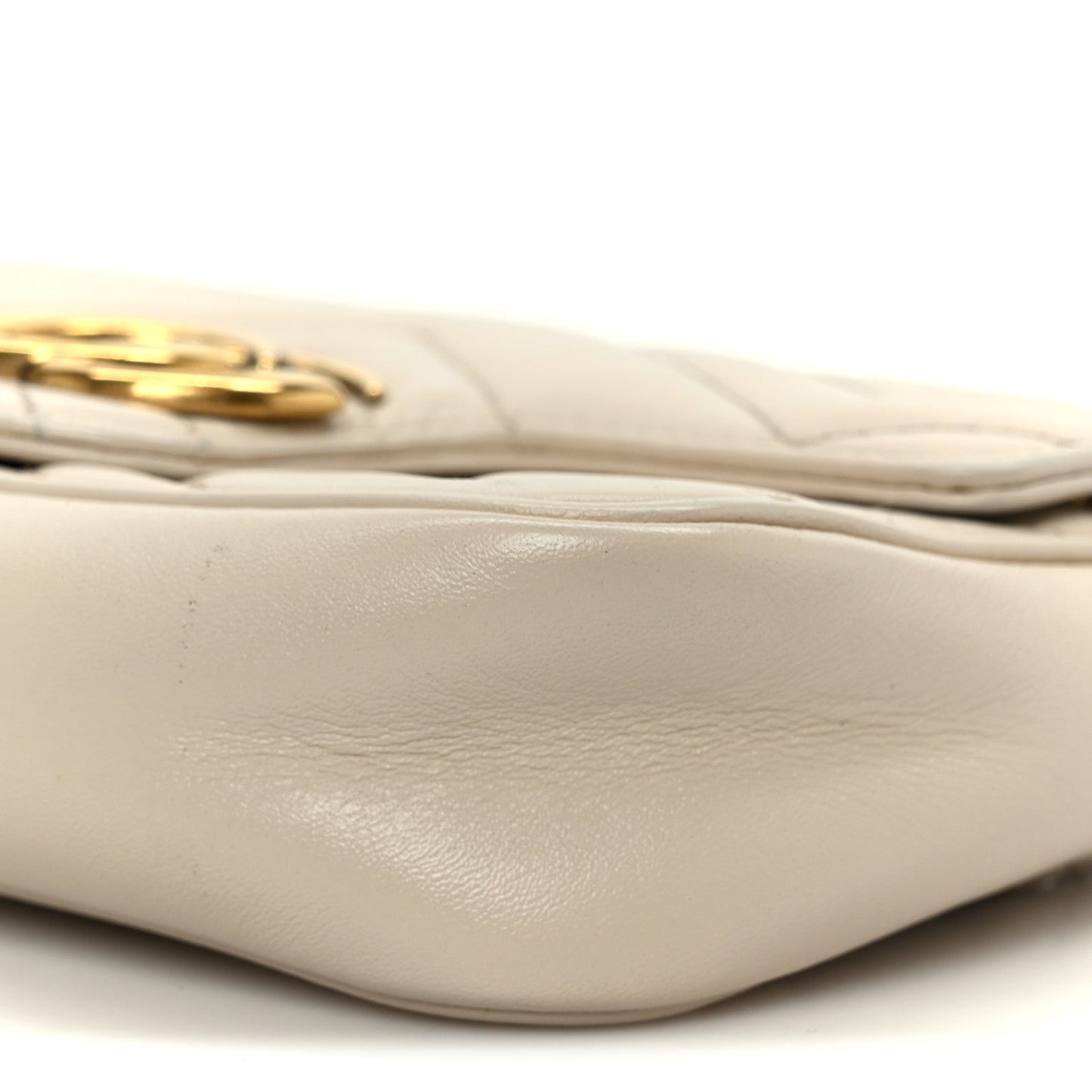Calfskin Matelasse Super Mini GG Marmont Shoulder Bag White