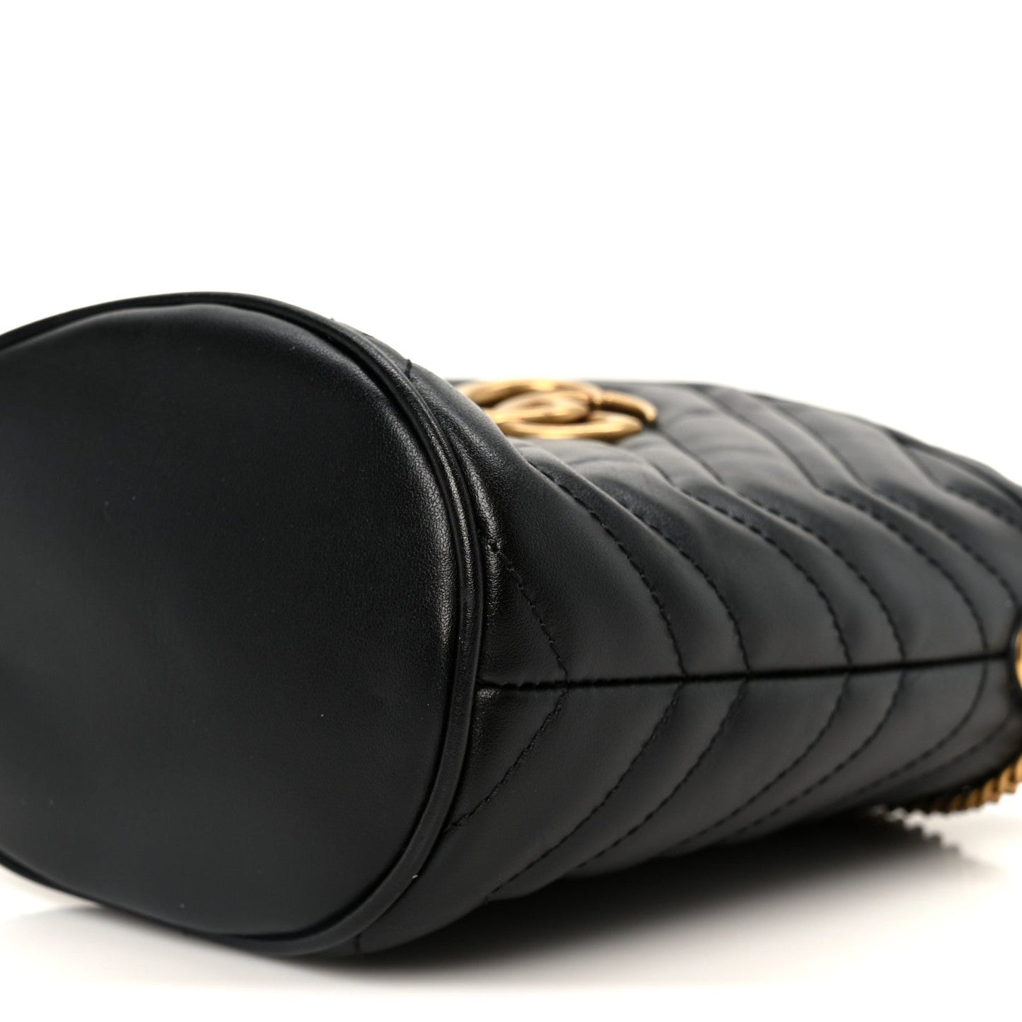 Calfskin Matelasse Mini GG Marmont 2.0 Bucket Bag Black