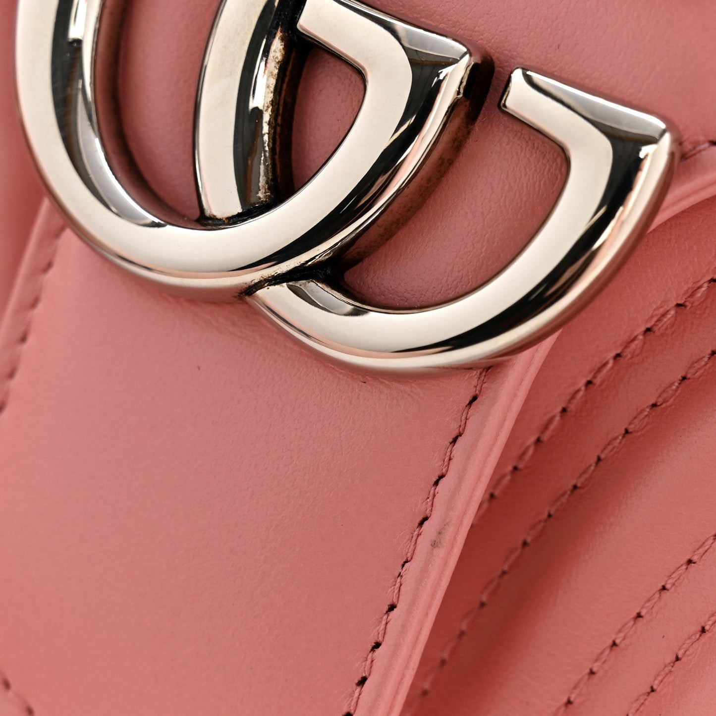 Calfskin Matelasse Small GG Marmont Shoulder Bag Wild Rose