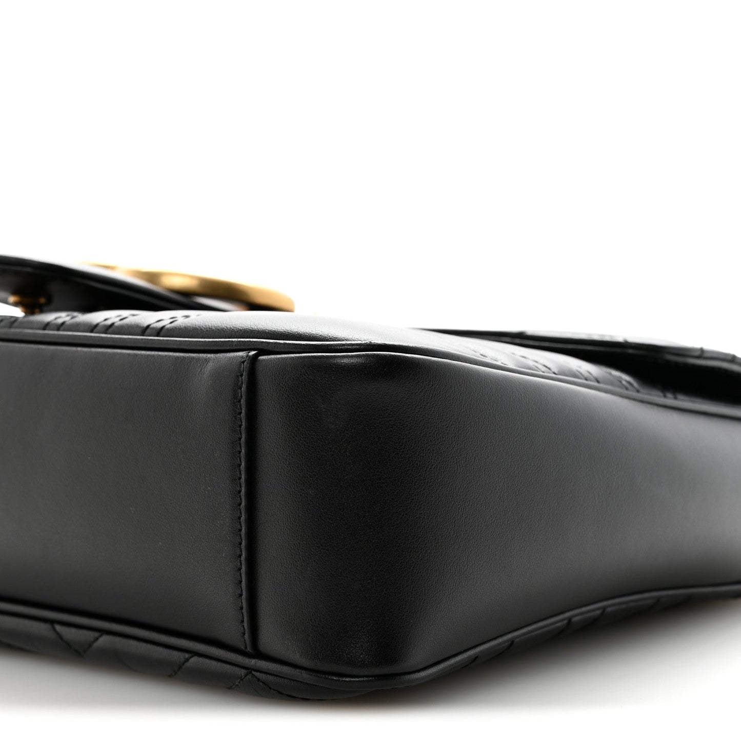 Calfskin Matelasse Medium GG Marmont Shoulder Bag Black