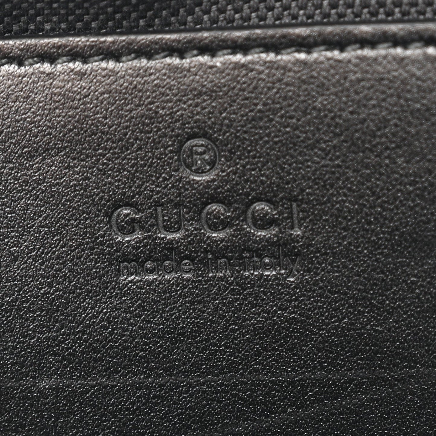 Calfskin Matelasse Monochrome Small GG Marmont Chain Shoulder Bag Black