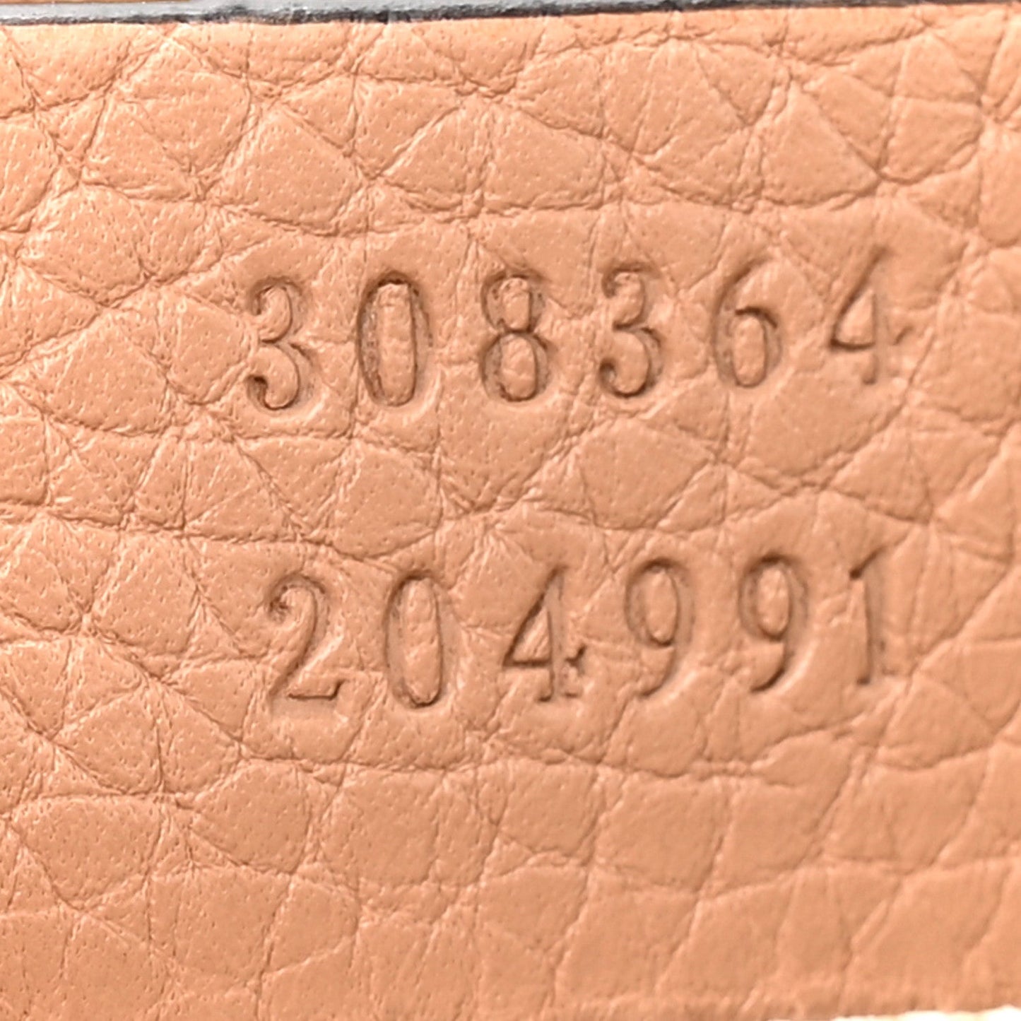 Pebbled Calfskin Small Soho Disco Bag Camelia