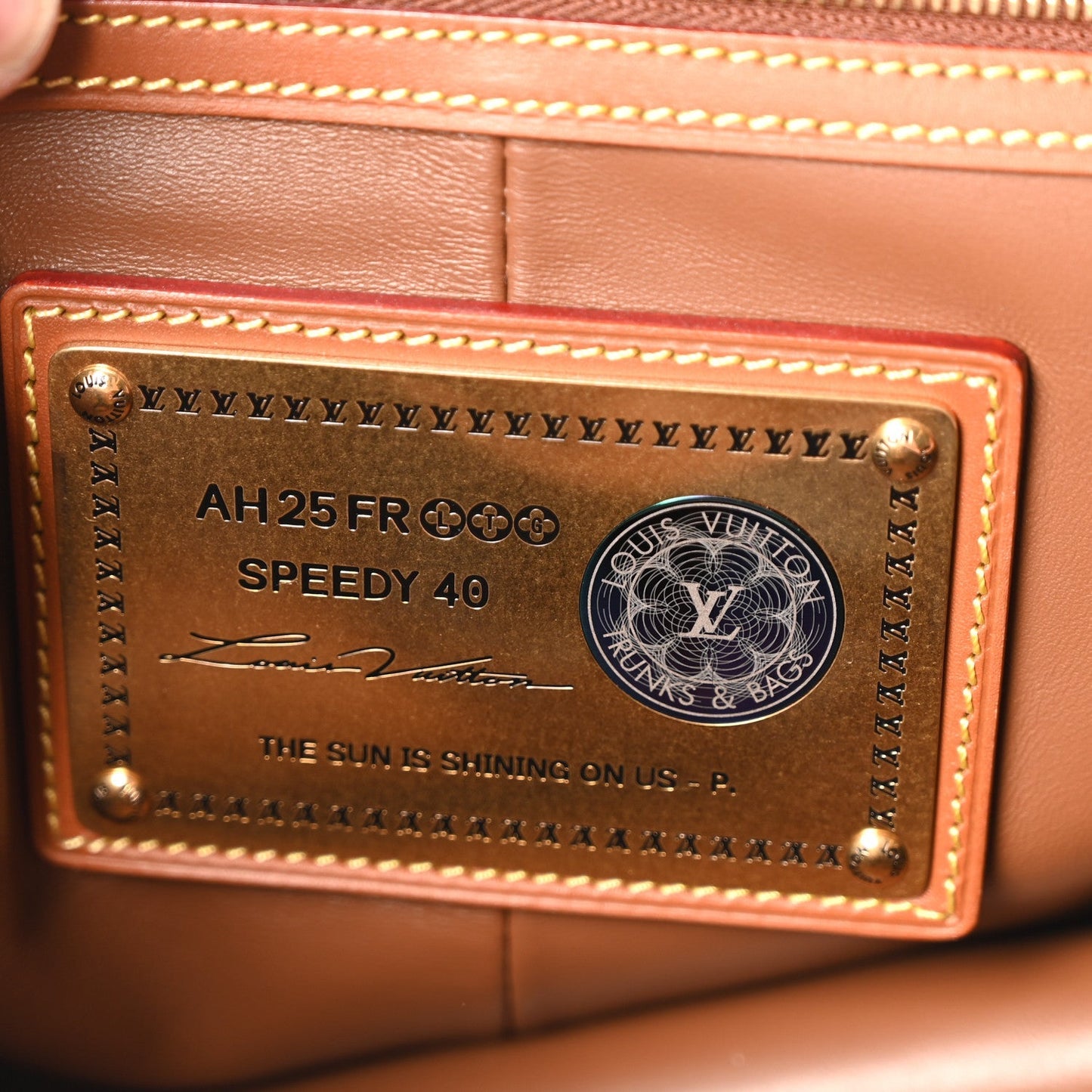 Calfskin Monogram Speedy P9 Bandouliere 40 Pink Sakura
