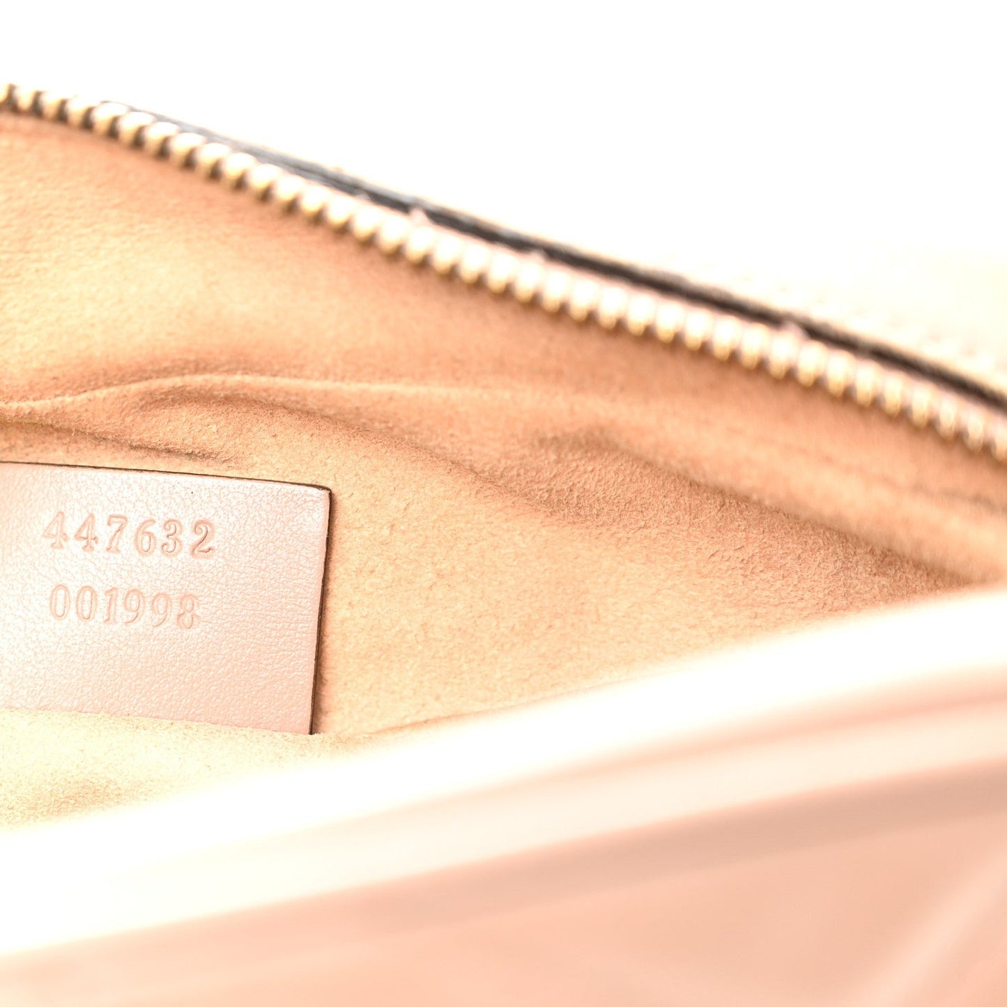 Calfskin Matelasse Small GG Marmont Chain Shoulder Bag Porcelain Rose