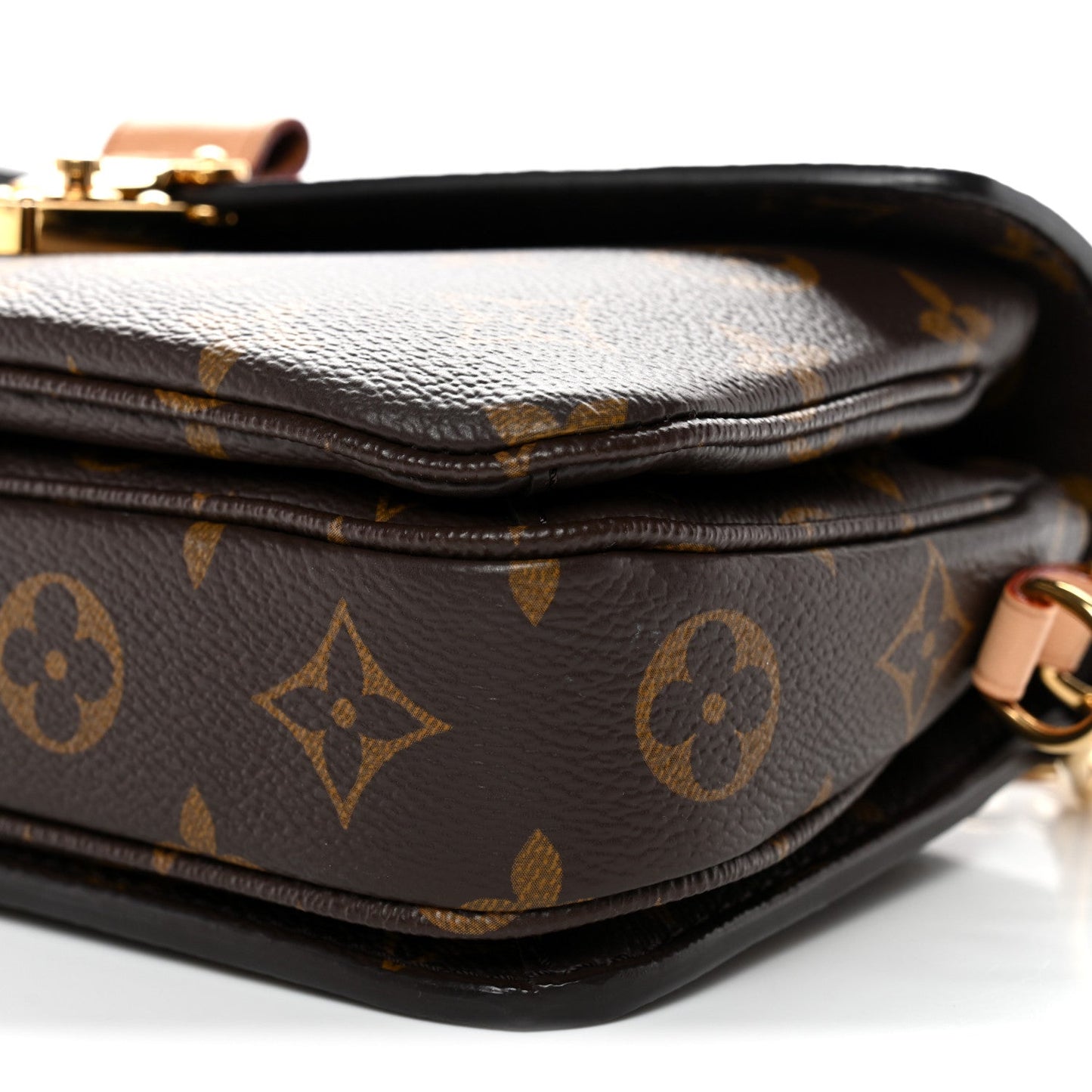 Monogram Pochette Metis East West
