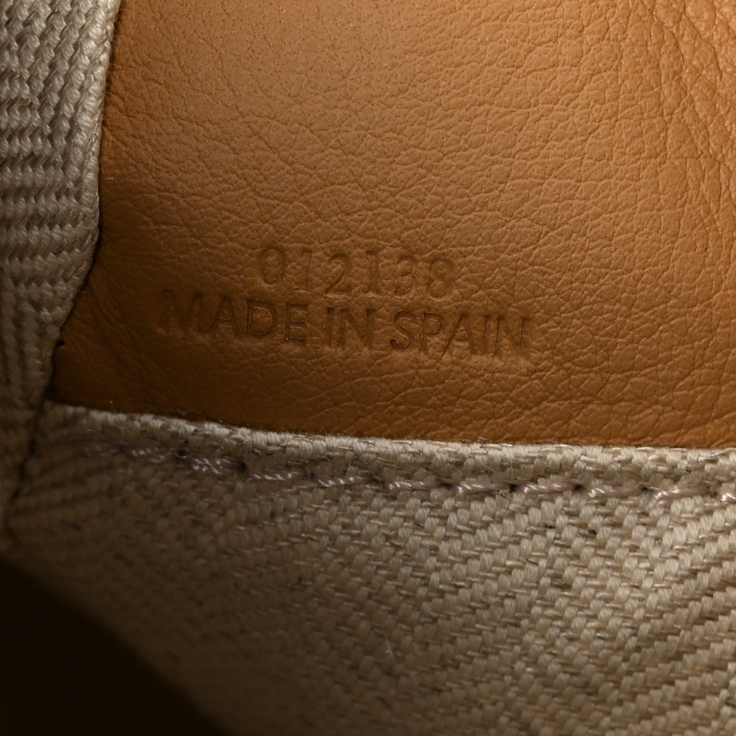 Calfskin Small Puzzle Bag Dune Warm Desert