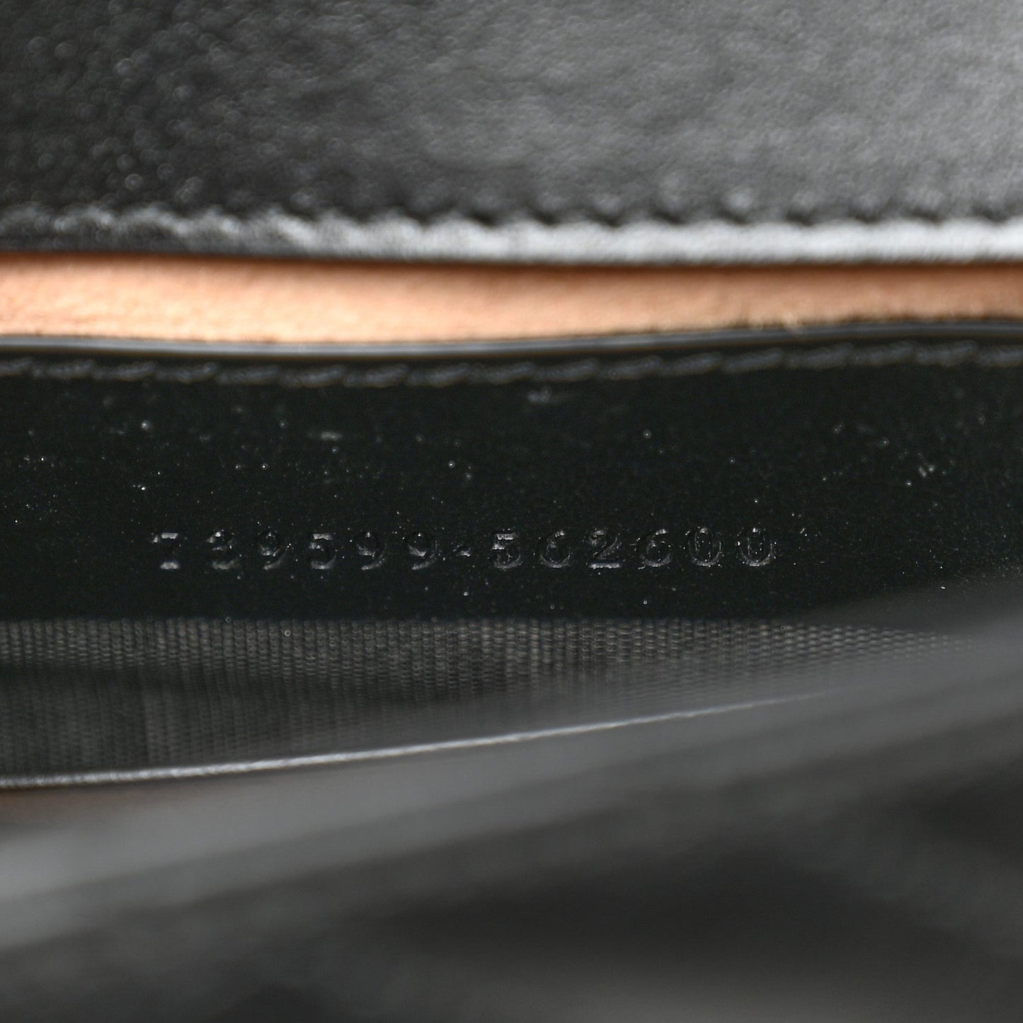 Calfskin Matelasse Monochrome GG Marmont Chain Mini Belt Bag Black