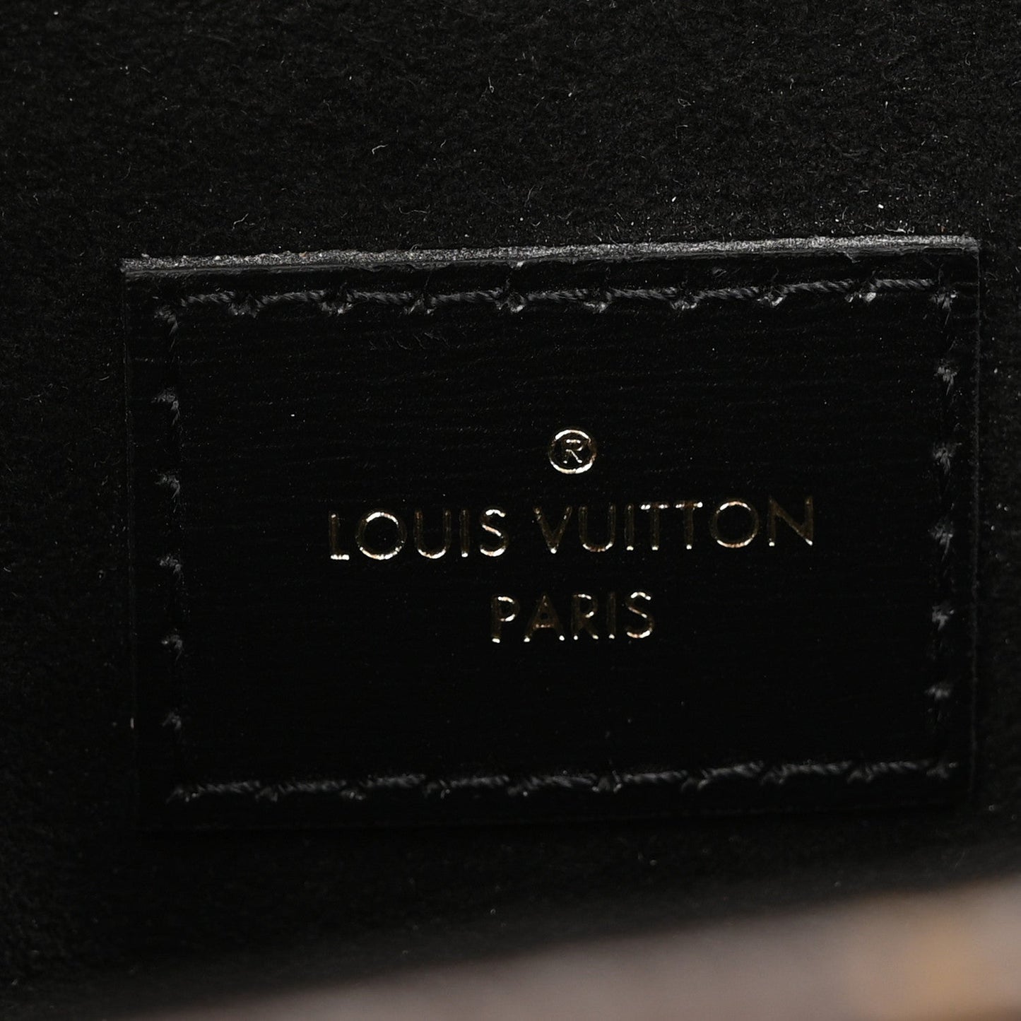 Reverse Monogram Pochette Metis