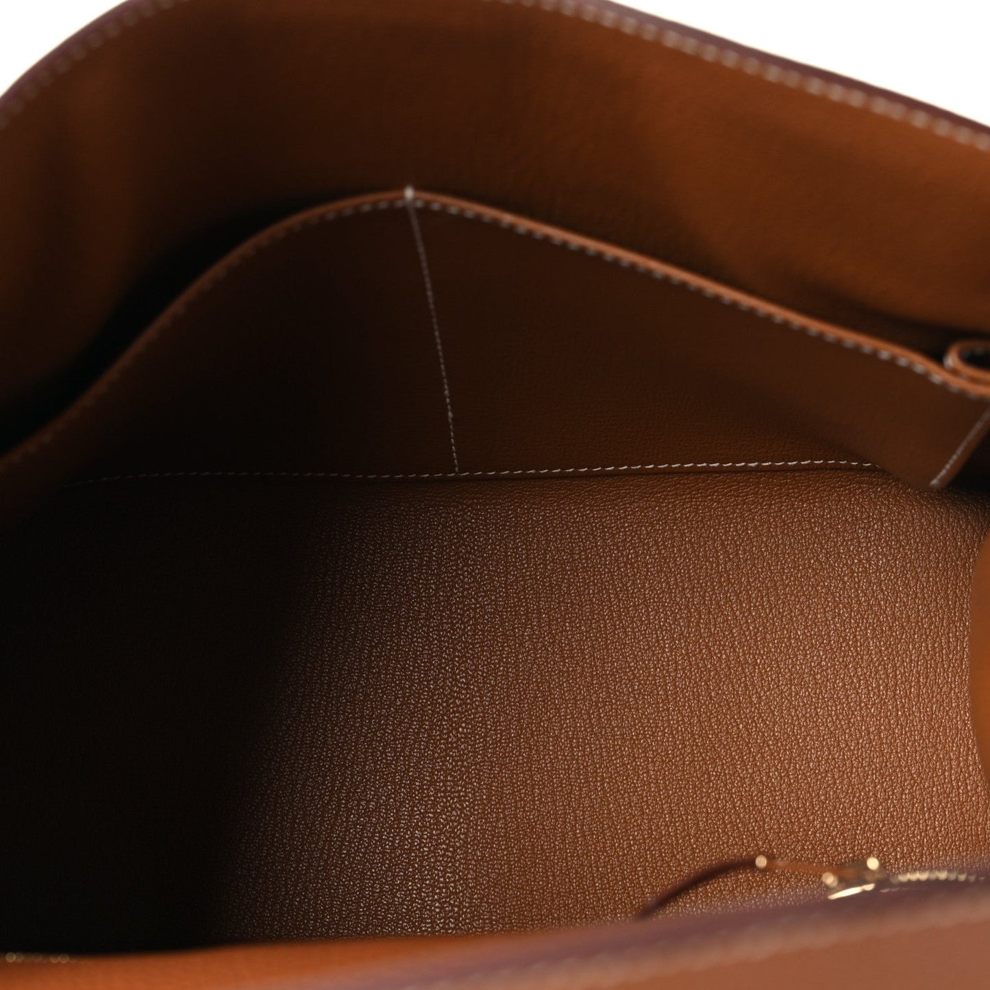 Togo Kelly Retourne 28 Gold