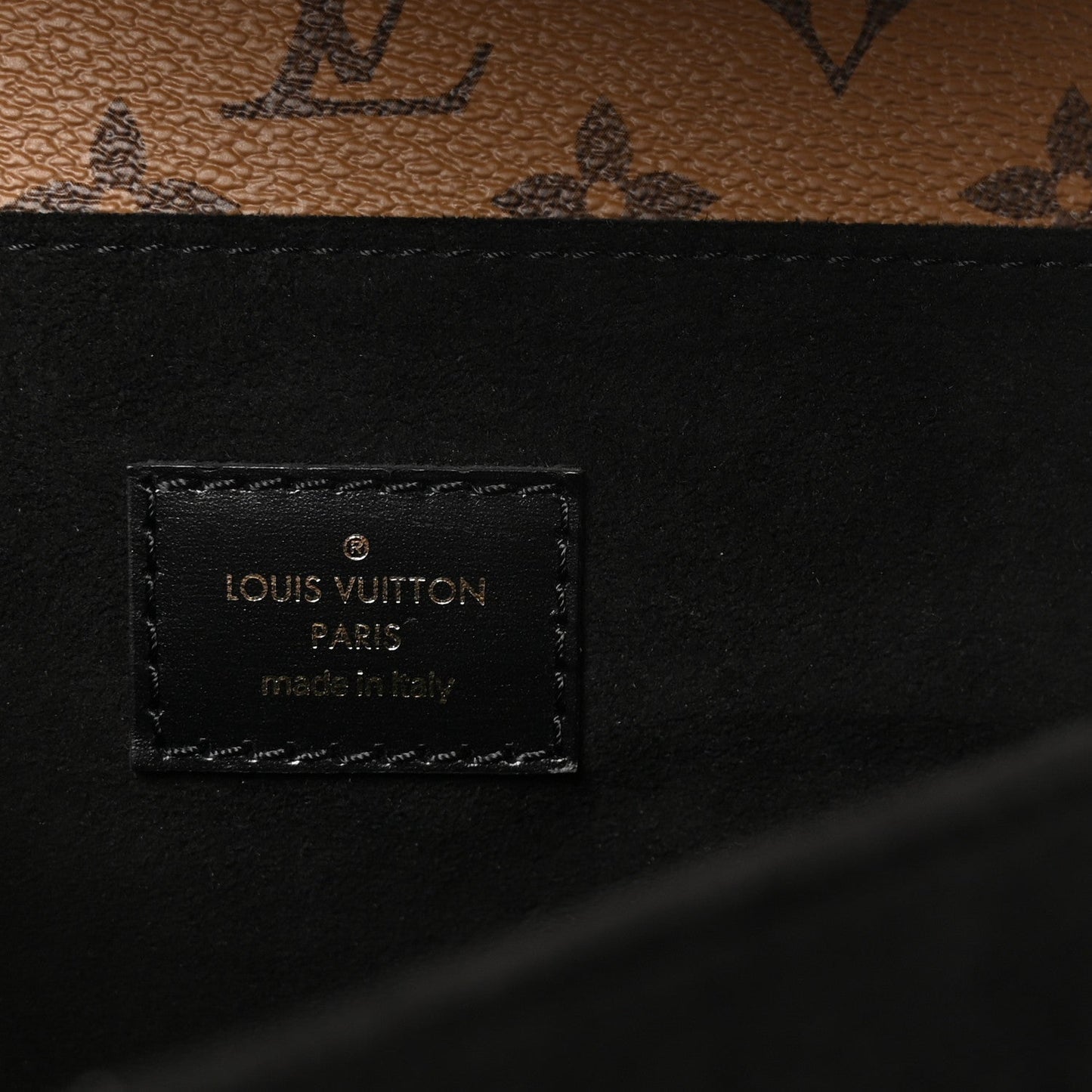 Reverse Monogram Pochette Metis