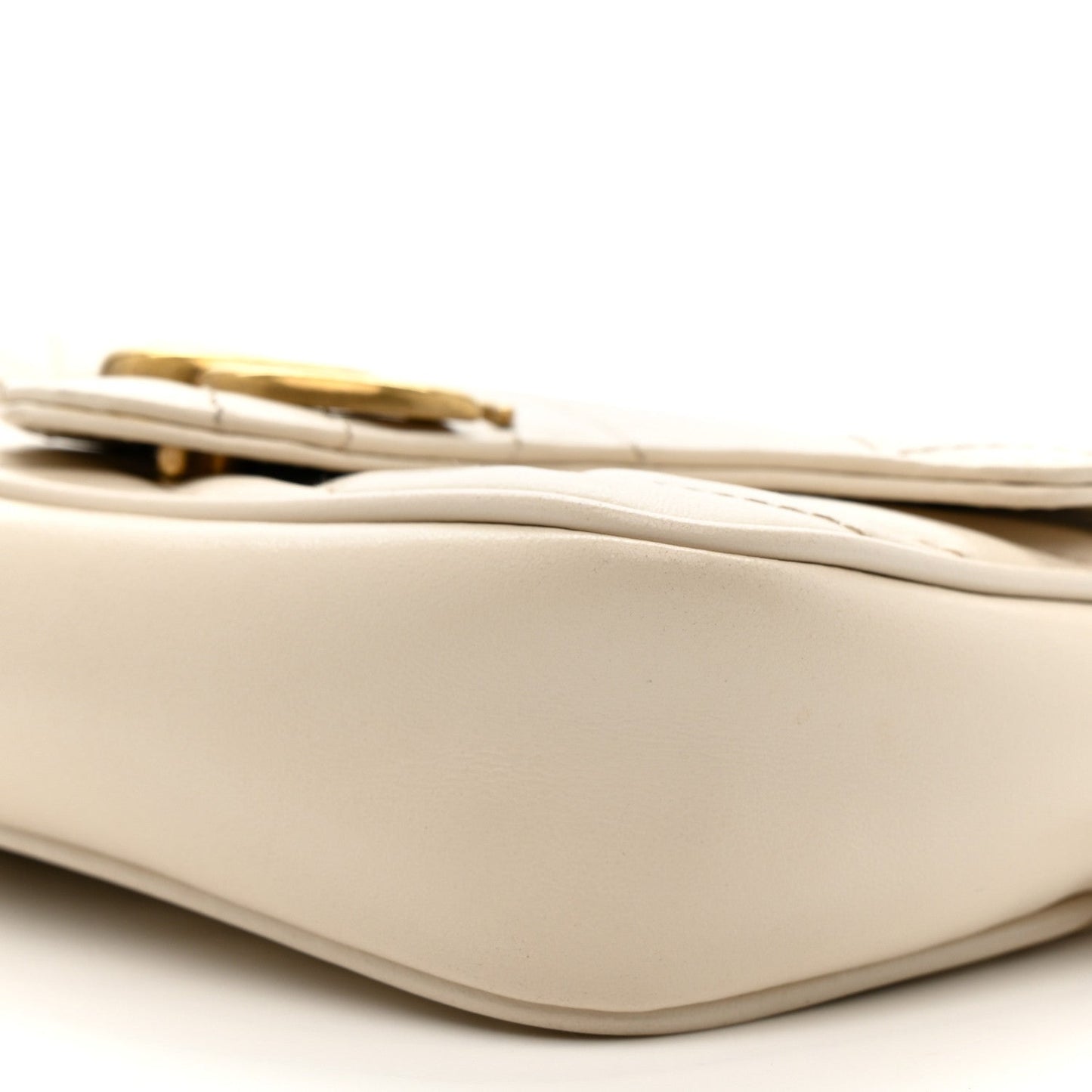 Calfskin Matelasse Super Mini GG Marmont Shoulder Bag White