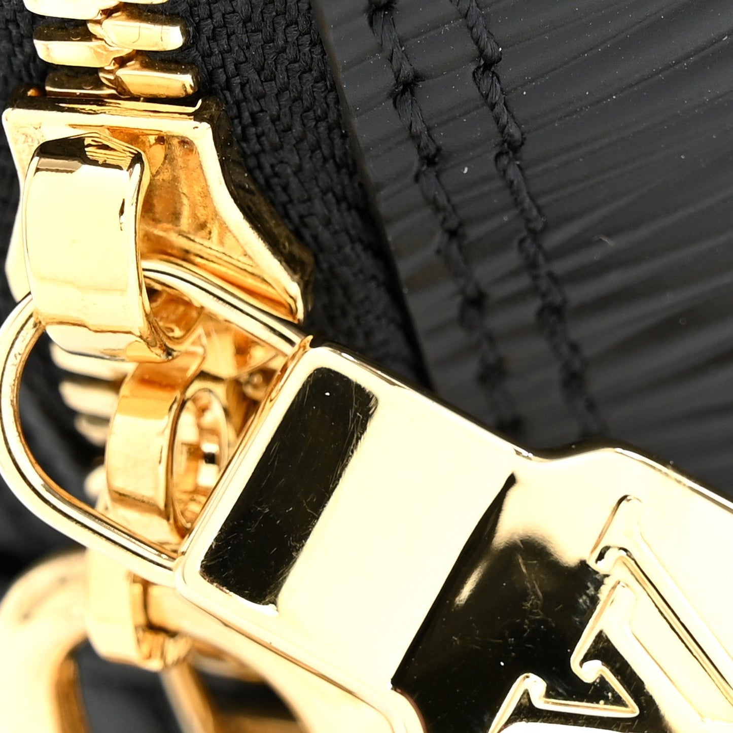 LV X TM Epi Alma BB Black