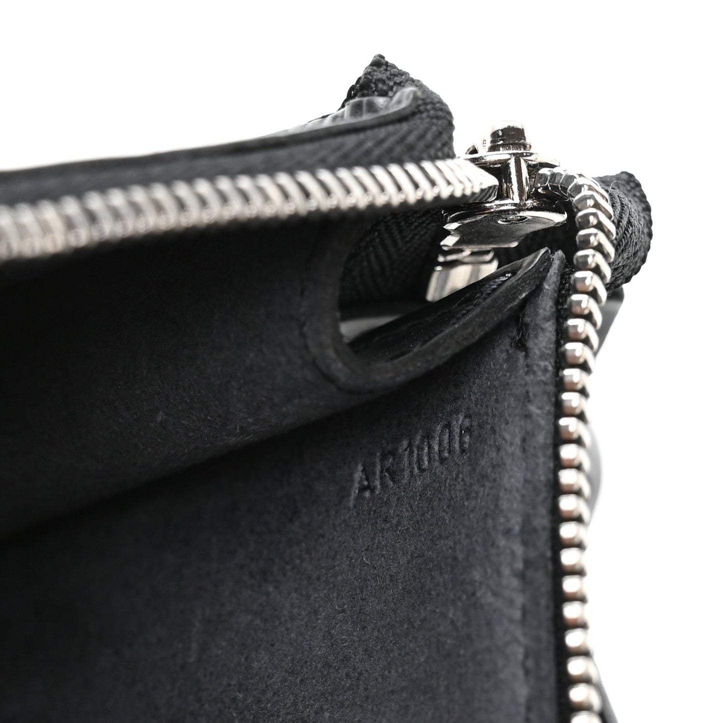 Epi Pochette Accessories 24 Black