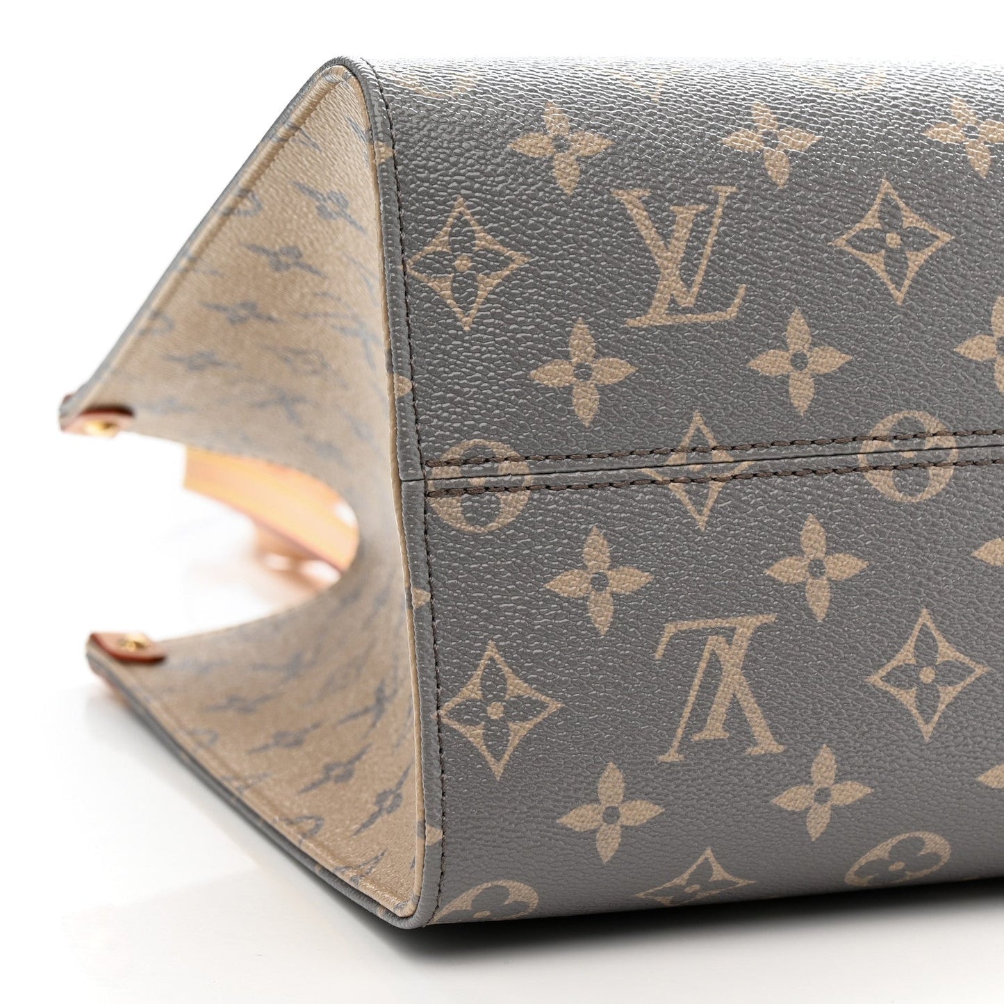 Monogram Onthego MM Trianon Gray