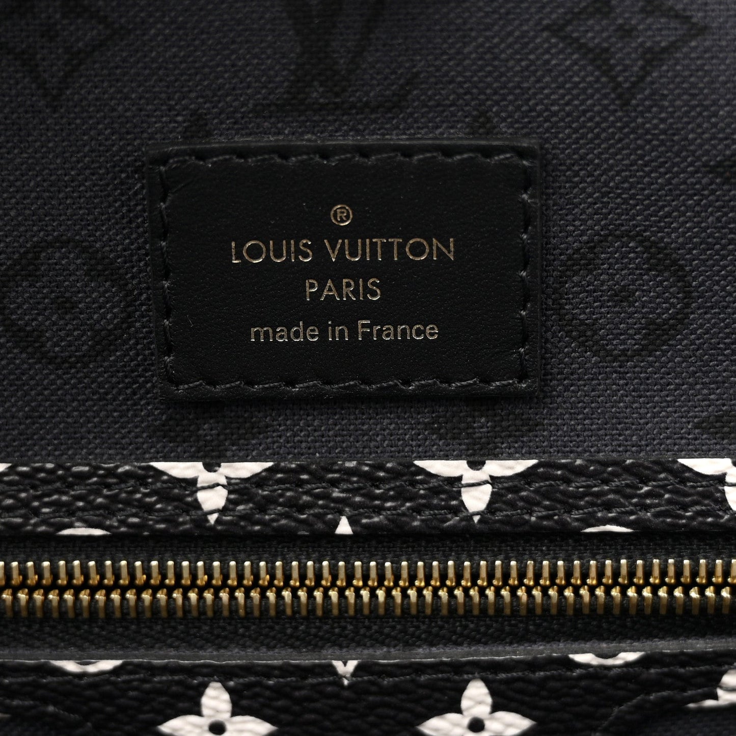 Monogram Giant Crafty Neverfull MM Creme Rouge Black