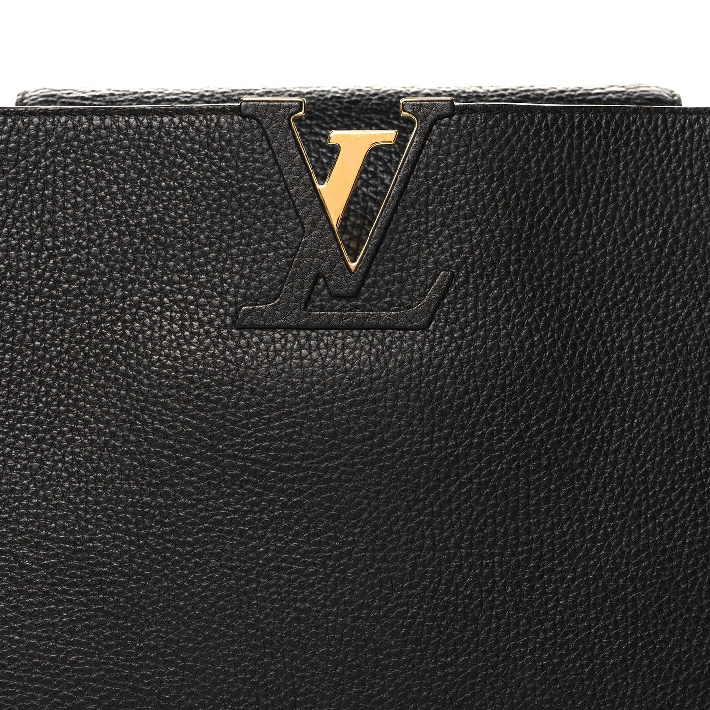 Taurillon Capucines GM  Black Fuchsia