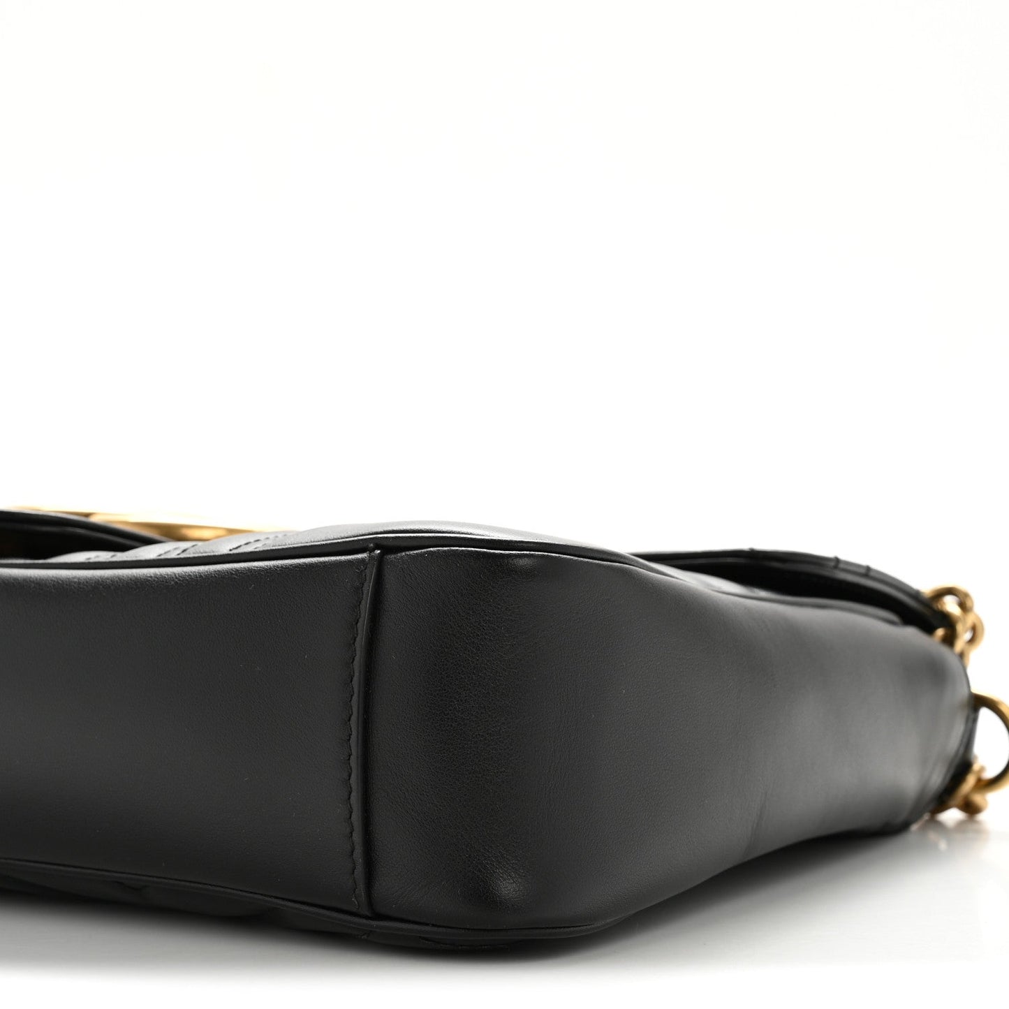 Calfskin Matelasse Medium GG Marmont Shoulder Bag Black