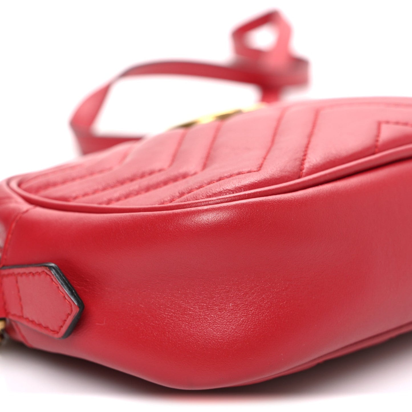 Calfskin Matelasse Mini GG Marmont Chain Shoulder Bag Hibiscus Red