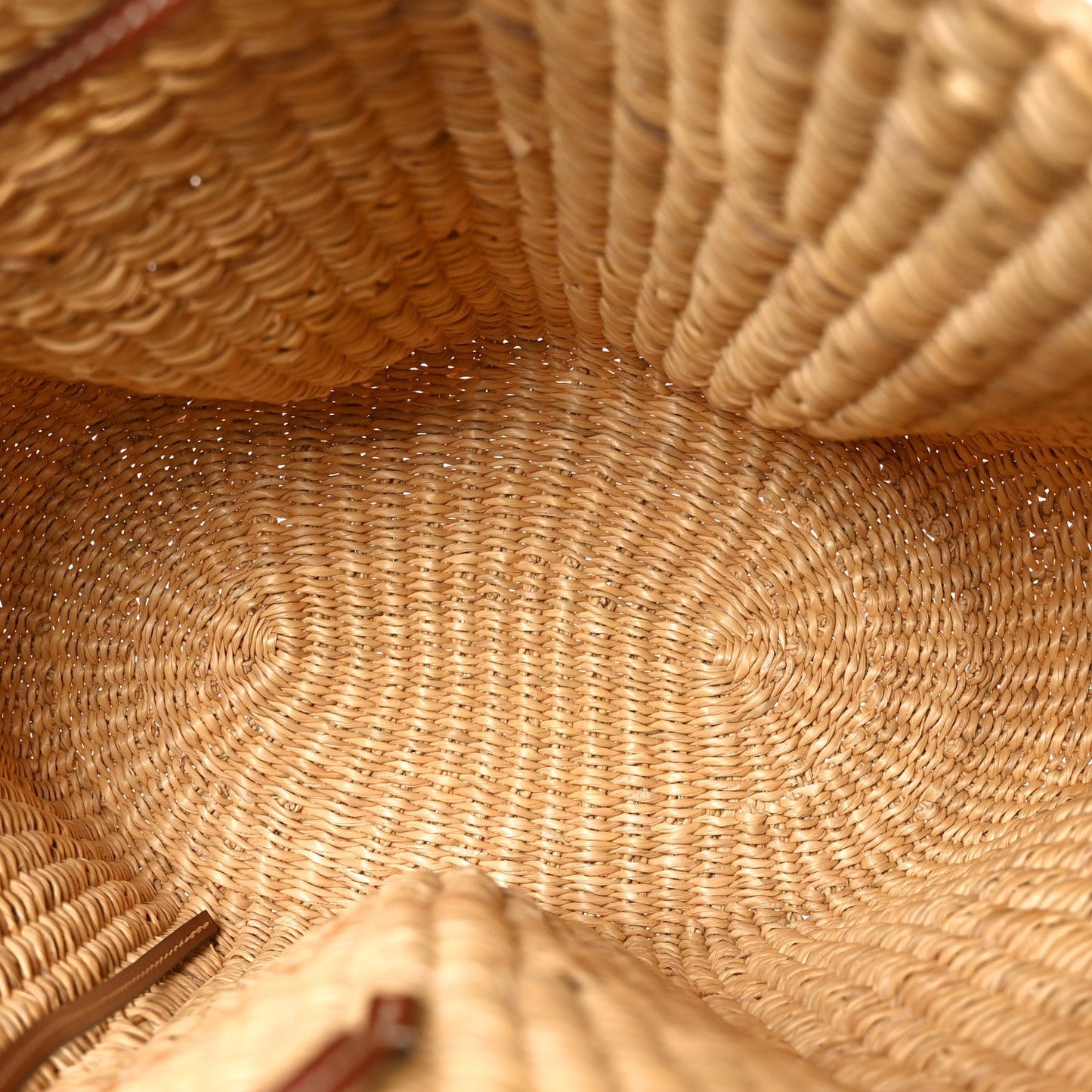 Calfskin Raffia Paulas Ibiza Small Shell Basket Tote Bag Natural Tan