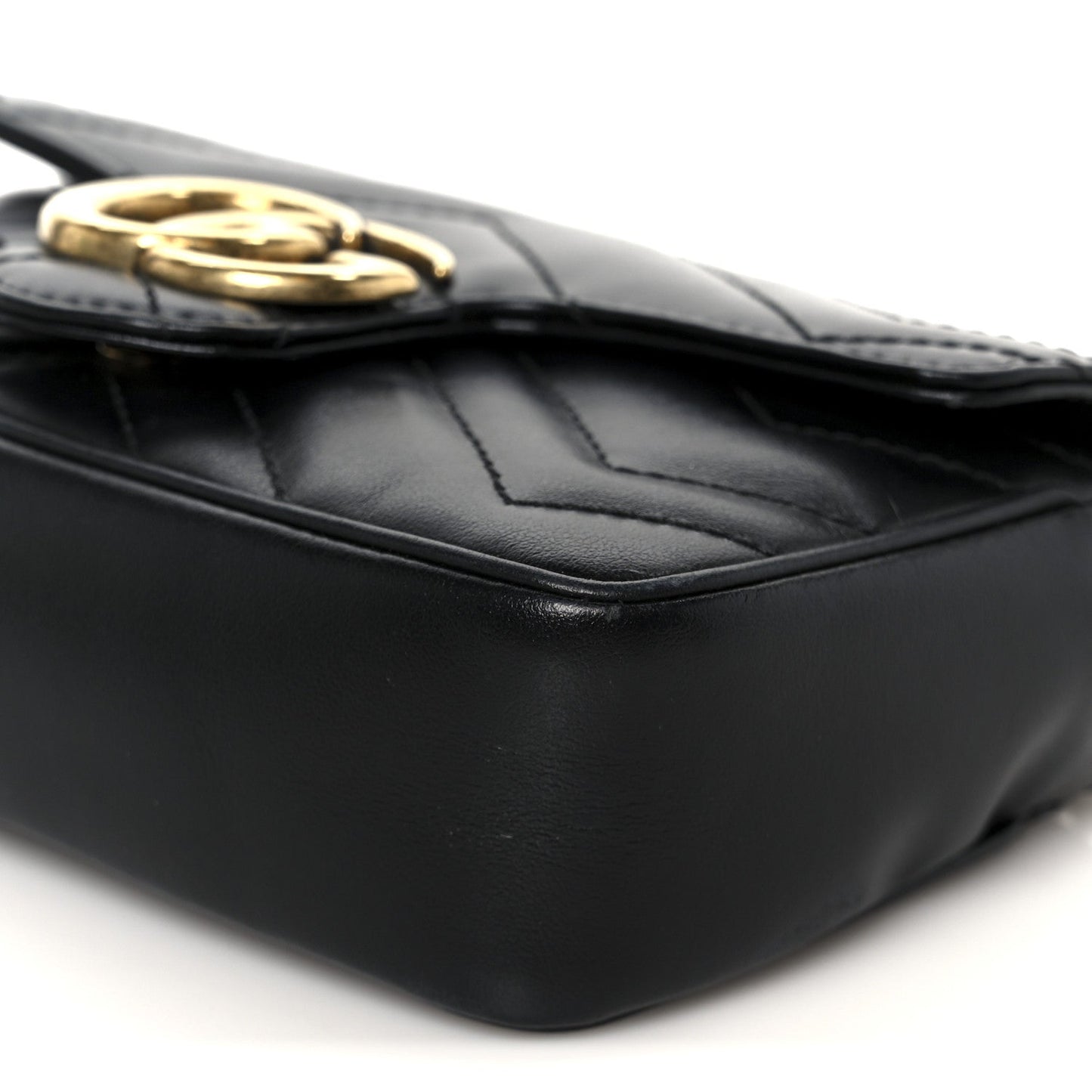 Calfskin Matelasse Super Mini GG Marmont Shoulder Bag Black