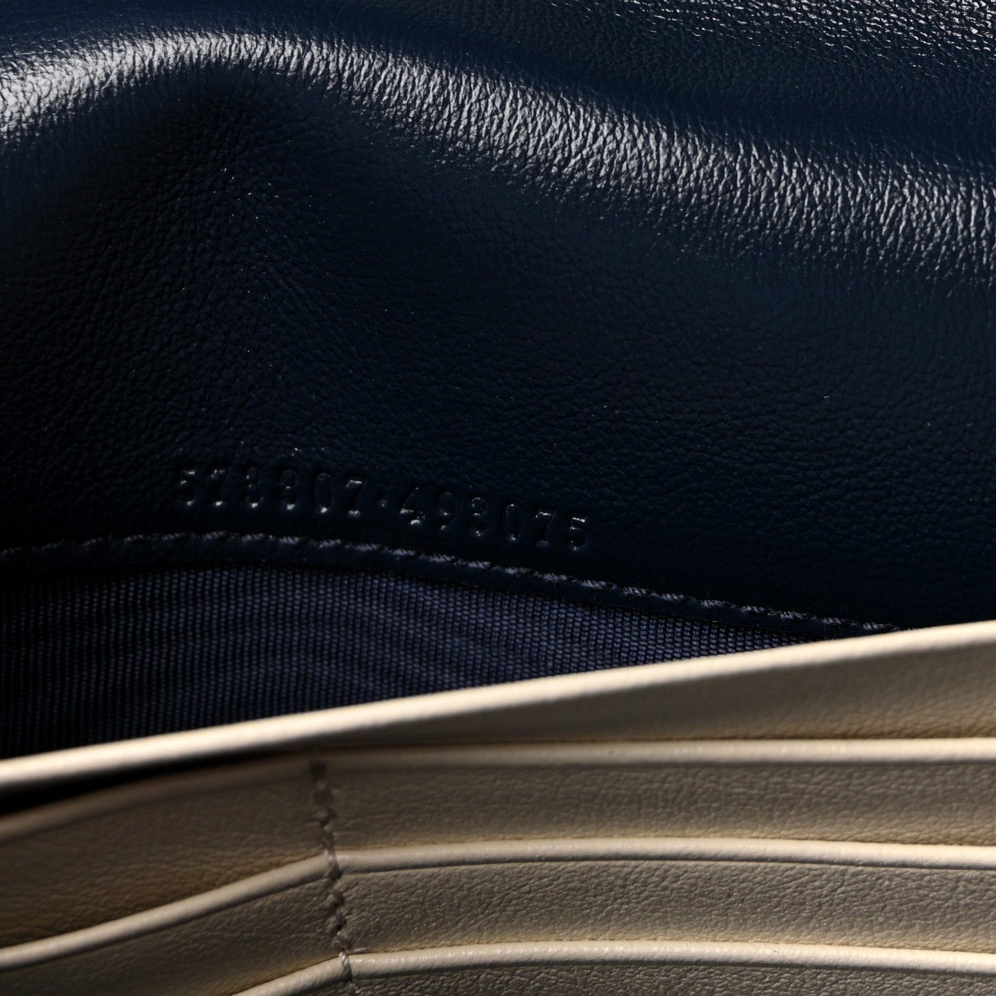 Vintage Effect Calfskin Matelasse Diagonal Torchon GG Marmont Chain Wallet Mystic White Blue Agata