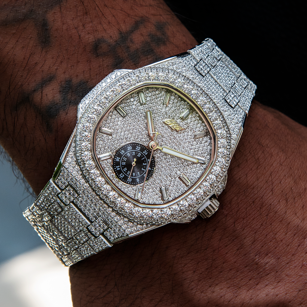 39MM Visionary Fully Iced Case & Steel Band Watch - White Gold