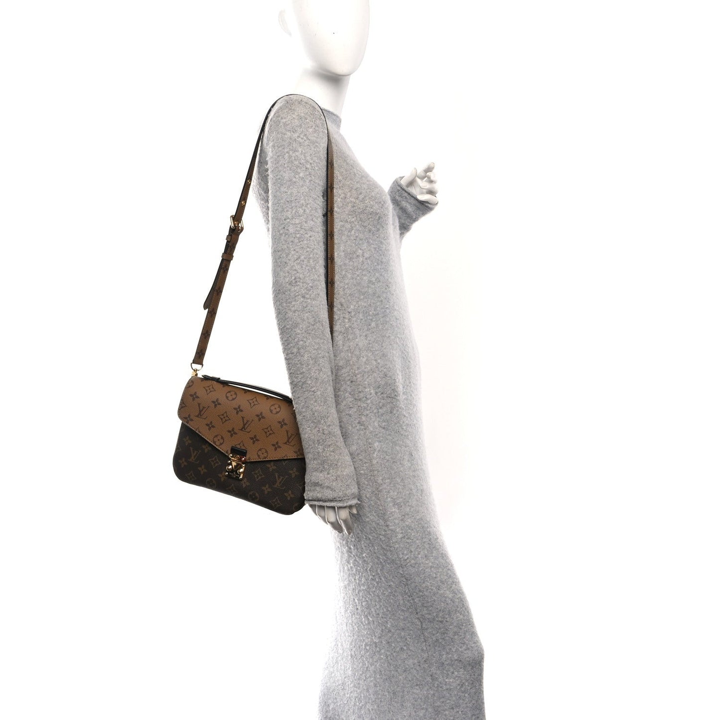 Reverse Monogram Pochette Metis