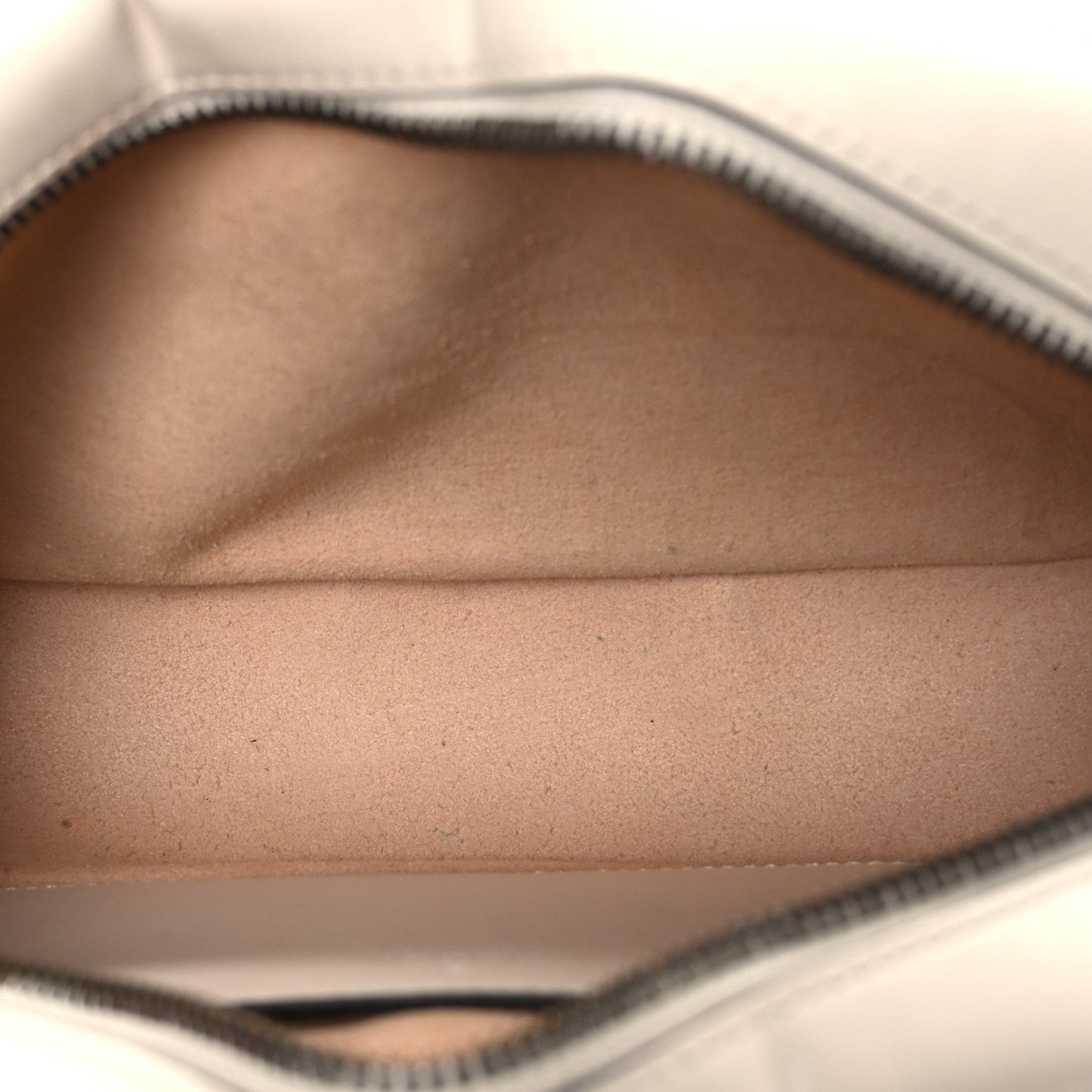Calfskin Matelasse Small GG Marmont Chain Shoulder Bag White