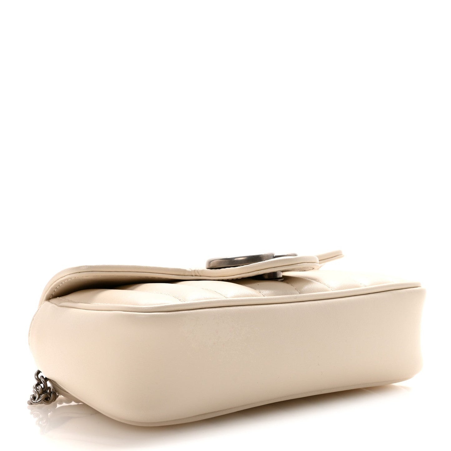 Calfskin Matelasse Aria Super Mini GG Marmont Shoulder Bag Mystic White