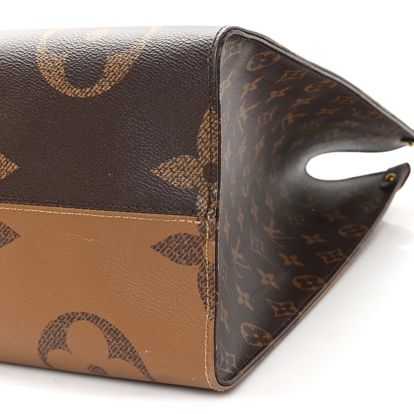 Reverse Monogram Giant Onthego GM