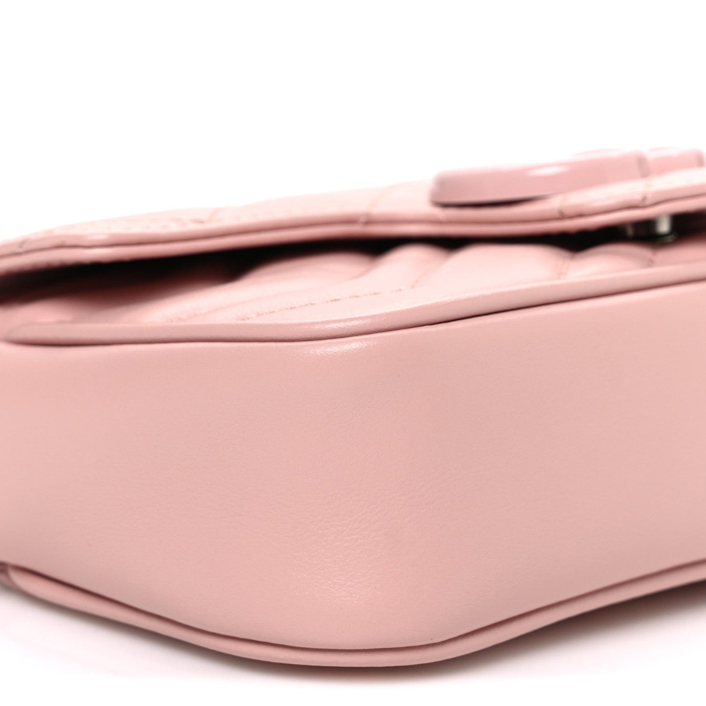Calfskin Matelasse Monochrome GG Marmont Chain Belt Bag Perfect Pink