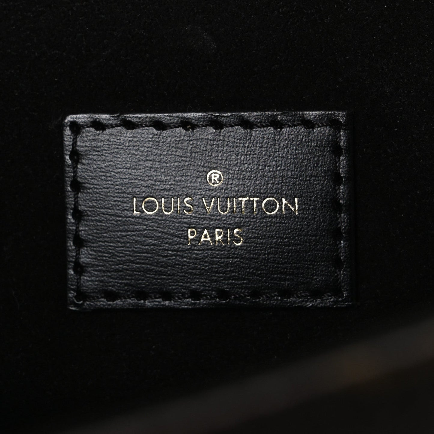 Reverse Monogram Pochette Metis