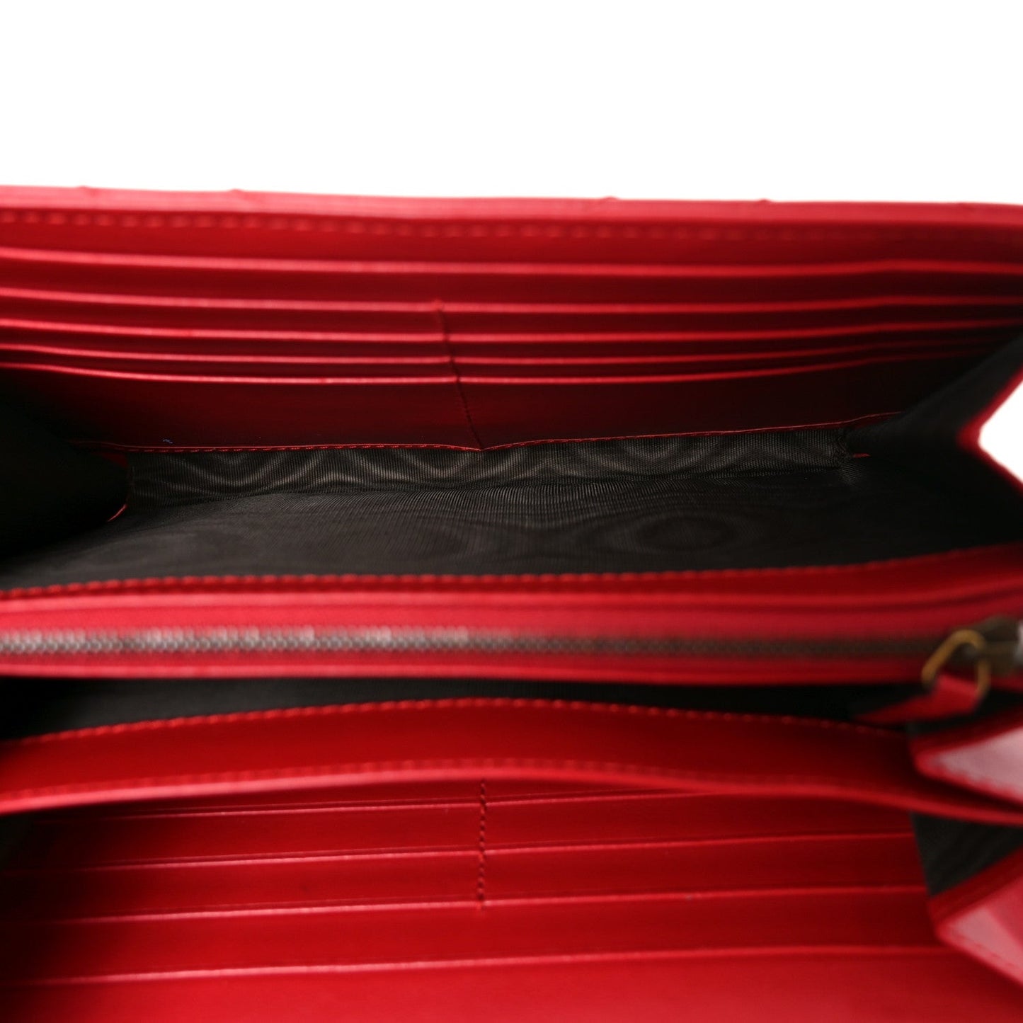 Calfskin Matelasse GG Marmont Chain Wallet Hibiscus Red