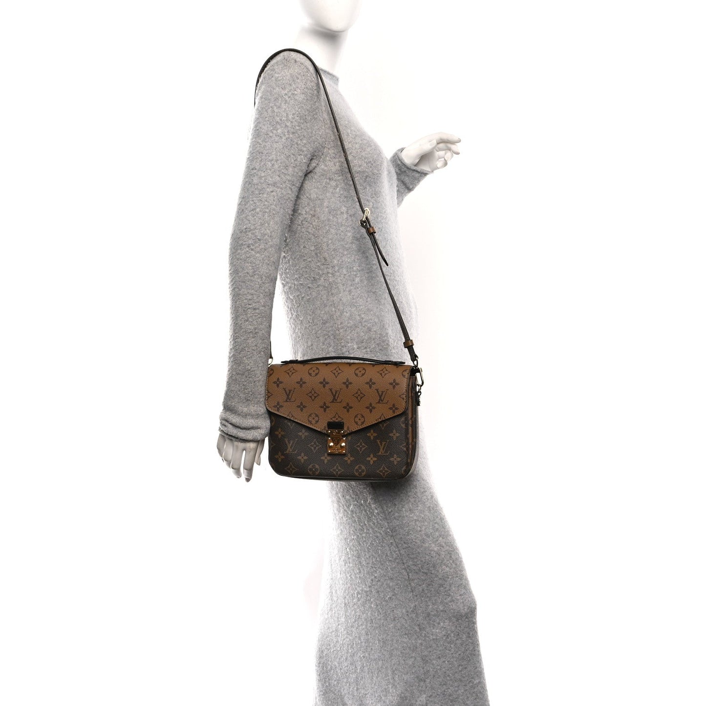 Reverse Monogram Pochette Metis