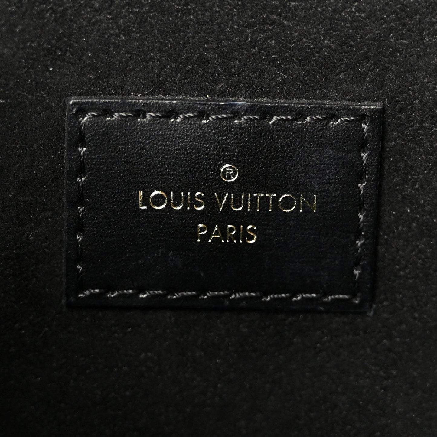 Reverse Monogram Pochette Metis