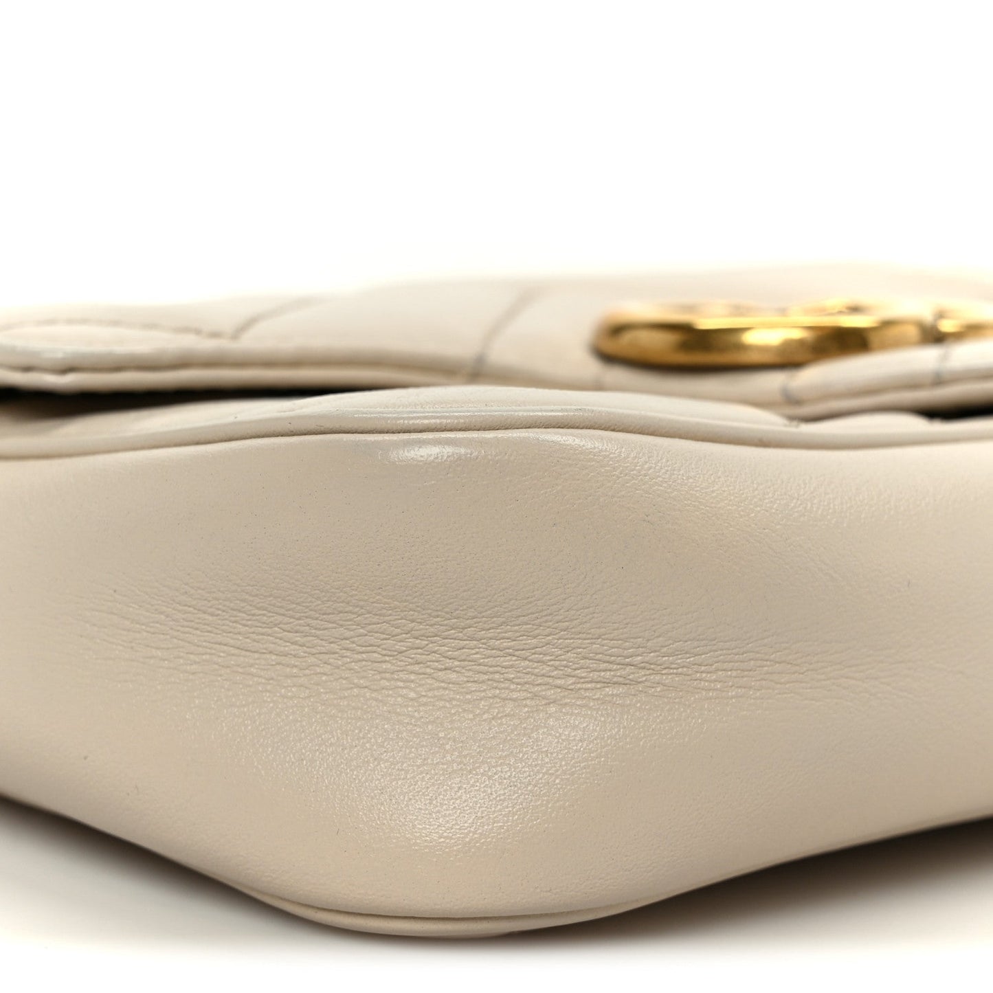 Calfskin Matelasse Super Mini GG Marmont Shoulder Bag White