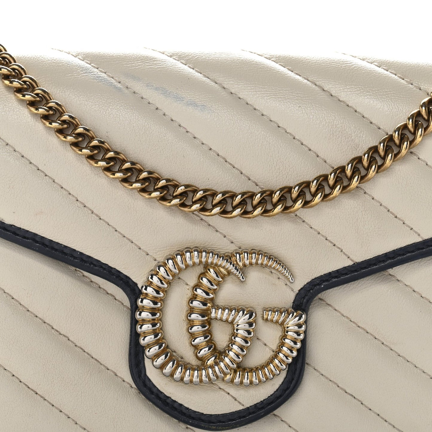 Vintage Effect Calfskin Matelasse Diagonal Torchon GG Marmont Chain Wallet Mystic White Blue Agata