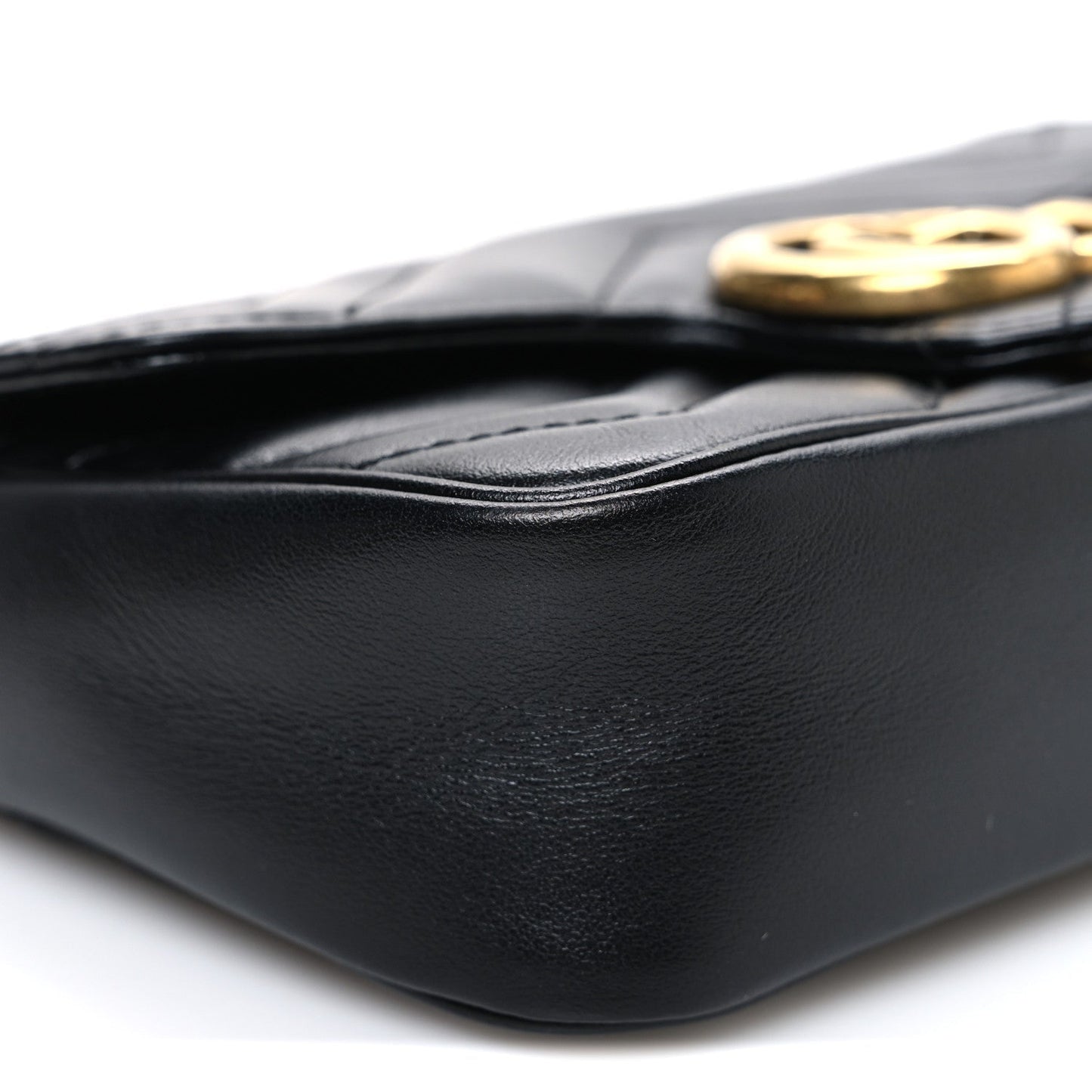 Calfskin Matelasse Super Mini GG Marmont Shoulder Bag Black