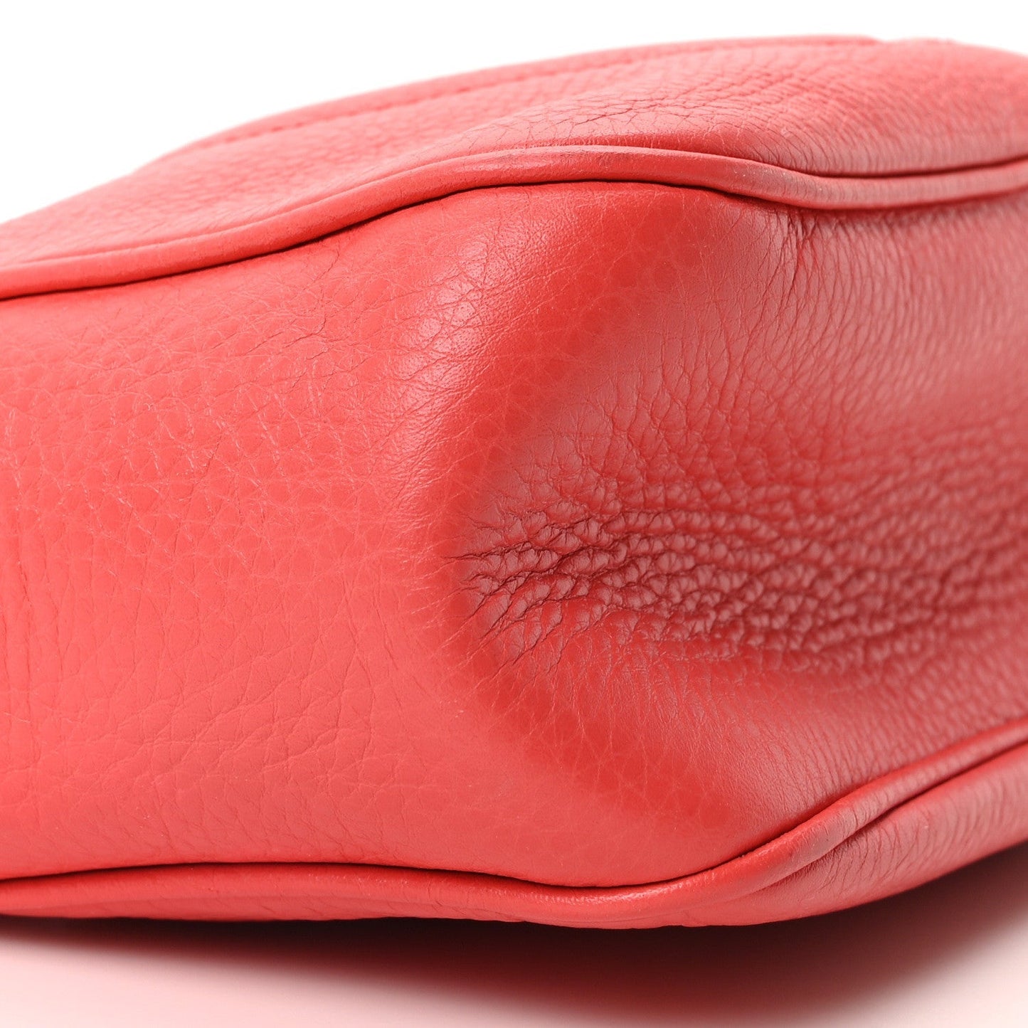 Pebbled Calfskin Small Soho Disco Bag Tabasco Red